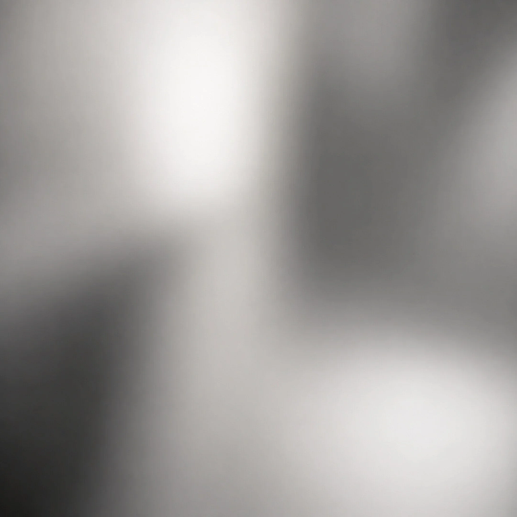 A bright, highly reflective finish for statement features and carefully detailed interiors.