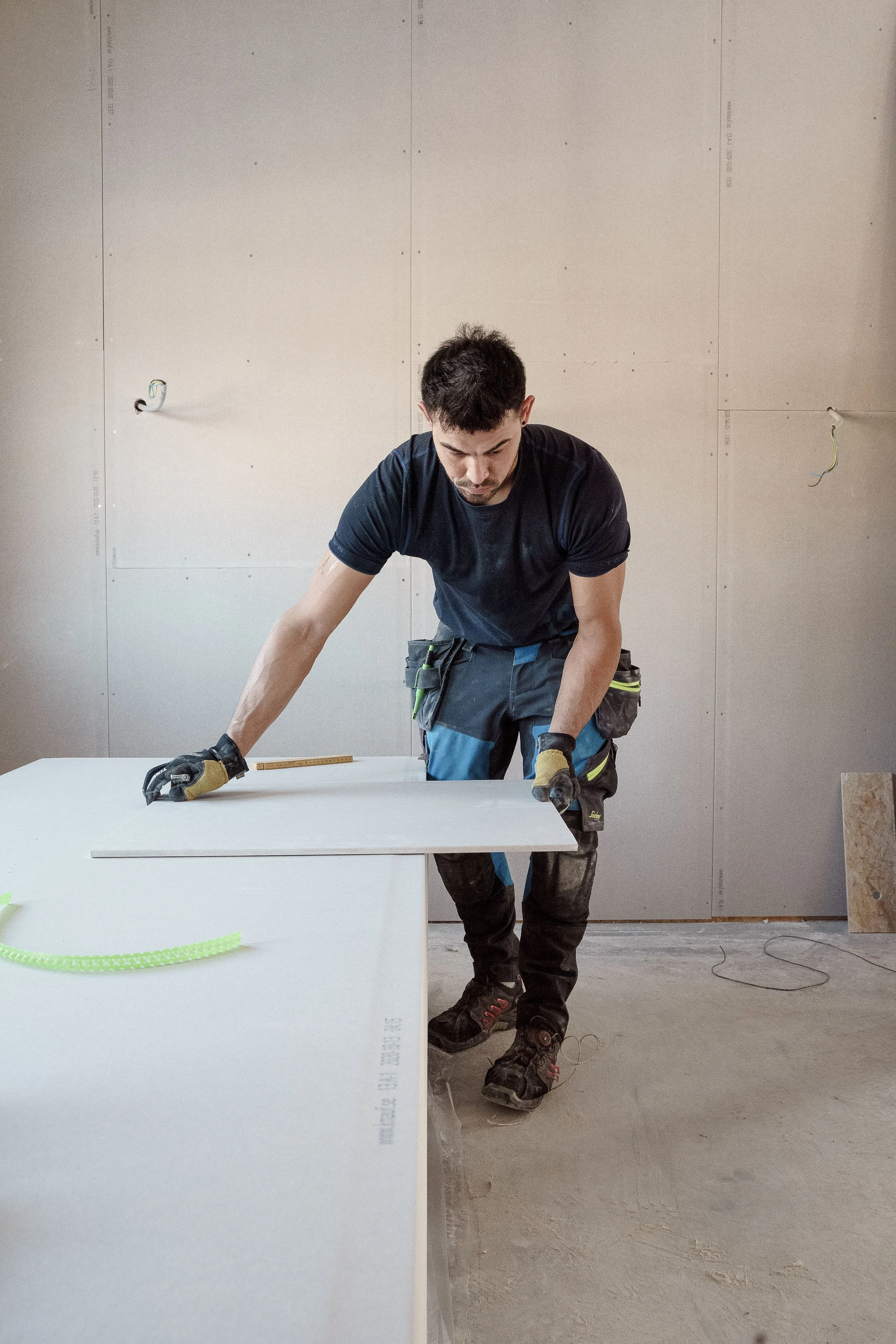 PAINTING & TILE