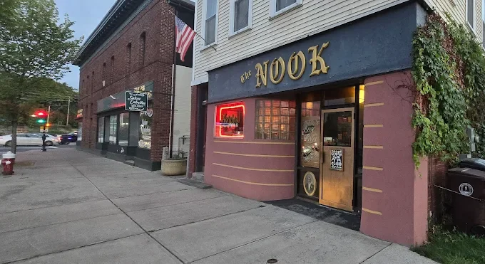 hugthki’s at the nook