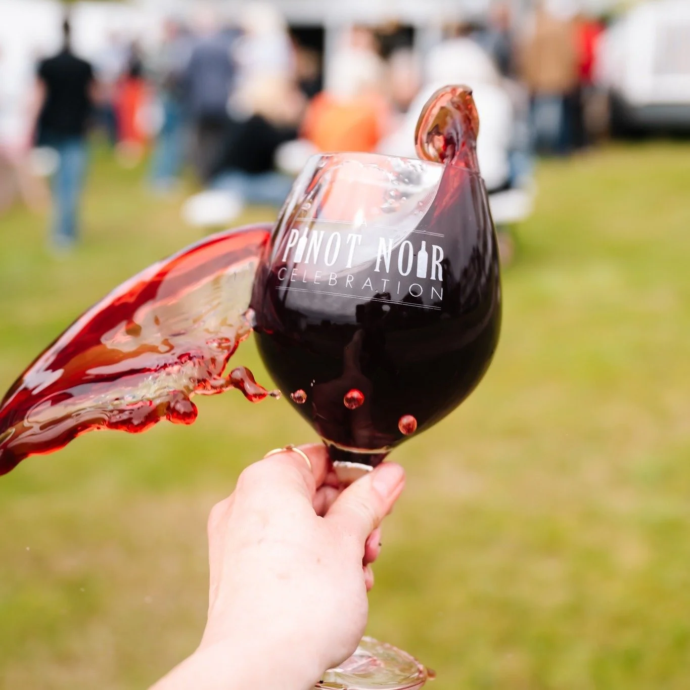 Do you love #PinotNoir? The Winesong Pinot Noir Celebration on Friday September 11th @littleriverinn is a dream destination. 30+ Premium Pinot Producers from Mendoino, Sonoma, Napa and Beyond. Use code EarlyBird for 15% off your tickets. 

www.wineso