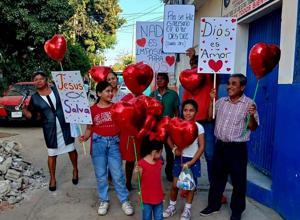Rena Outreach Hearts 3.jpg
