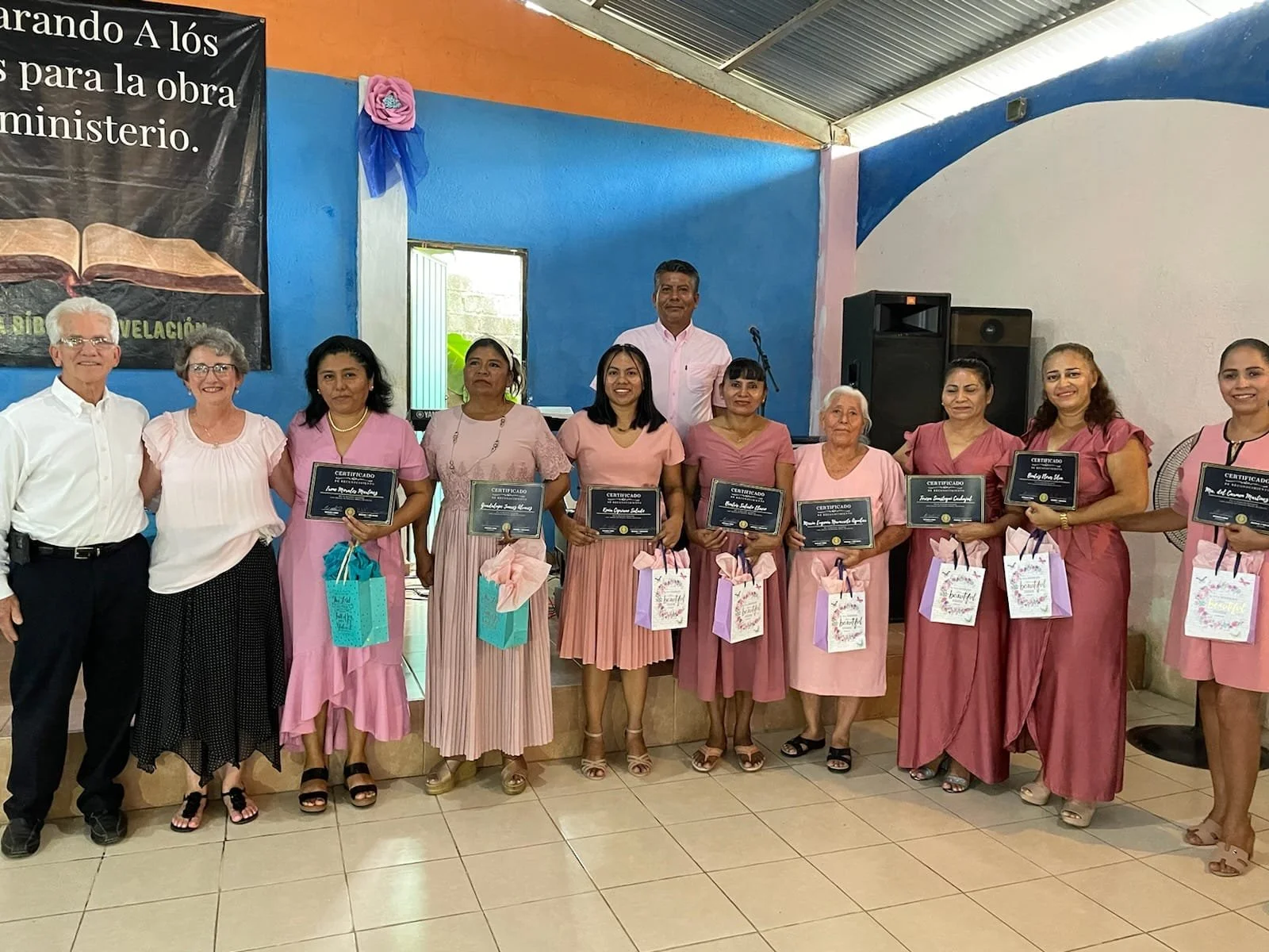 Tres Palos Bible School8.JPG