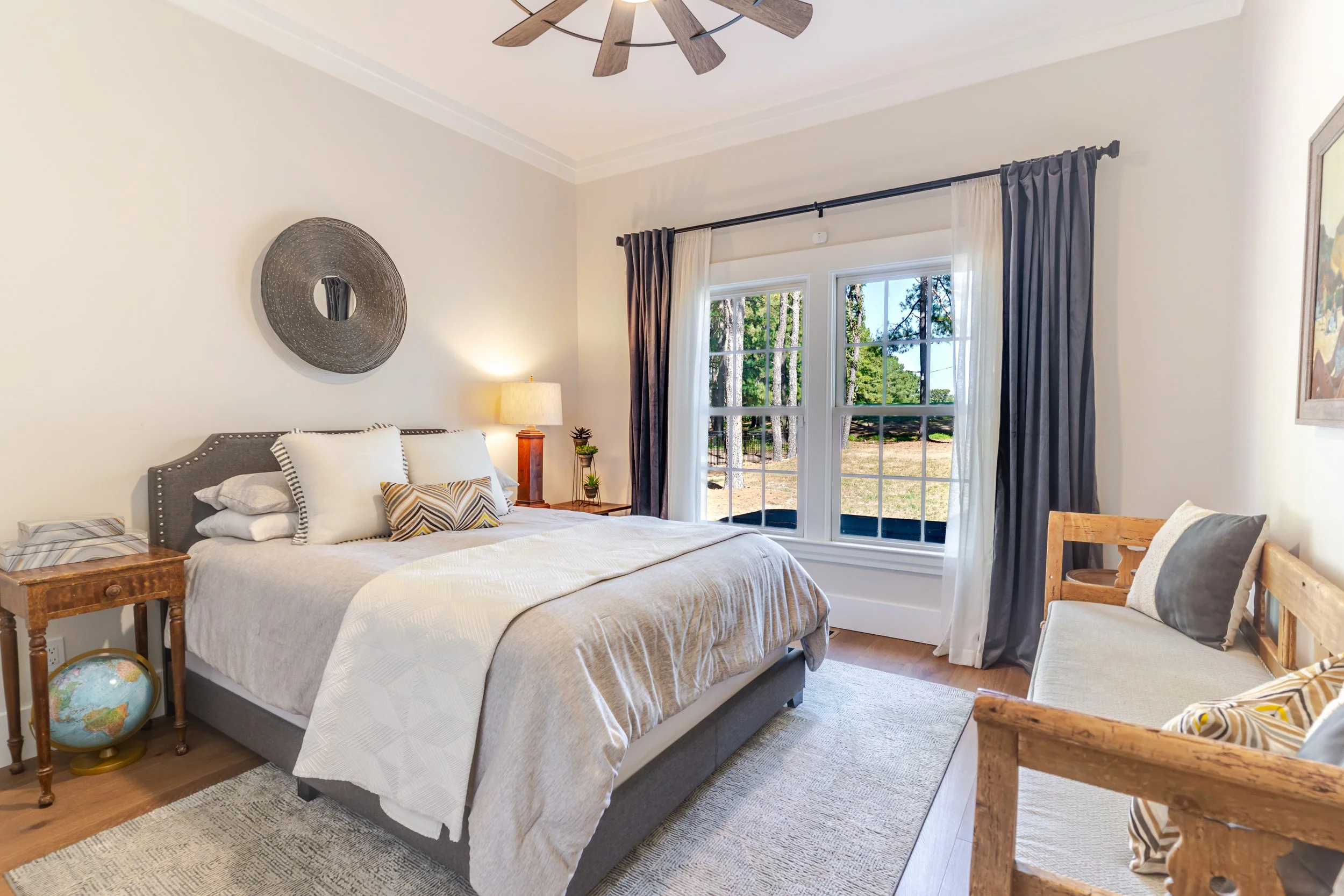 Bedroom1.jpg