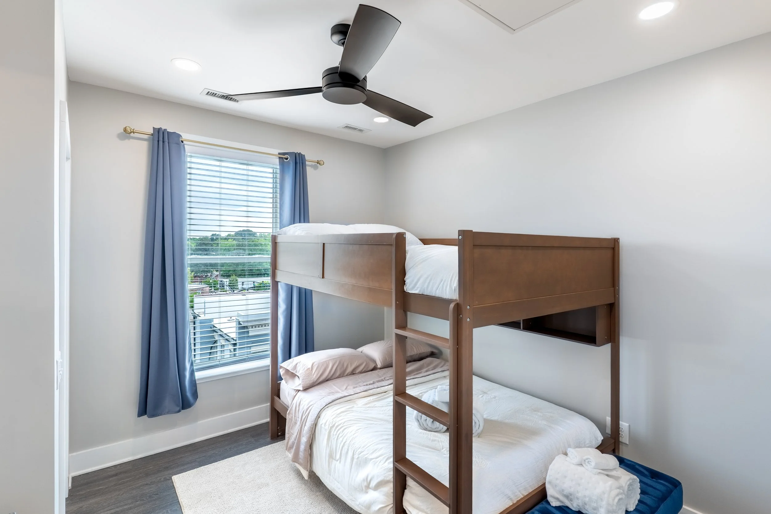 BunkRoom1.jpg
