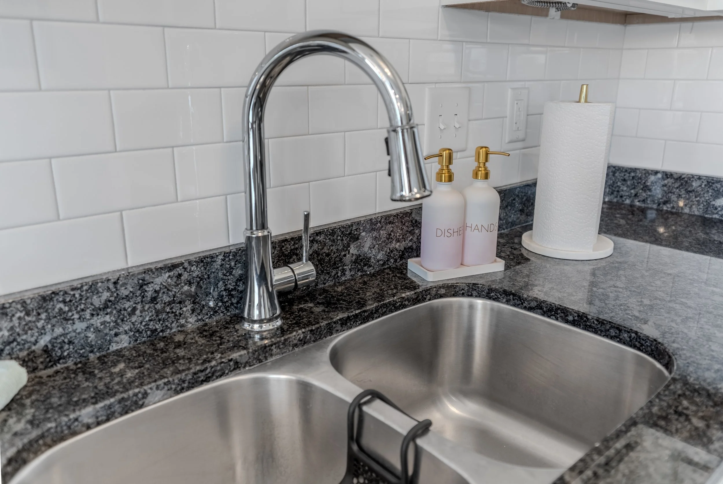 Sink.jpg