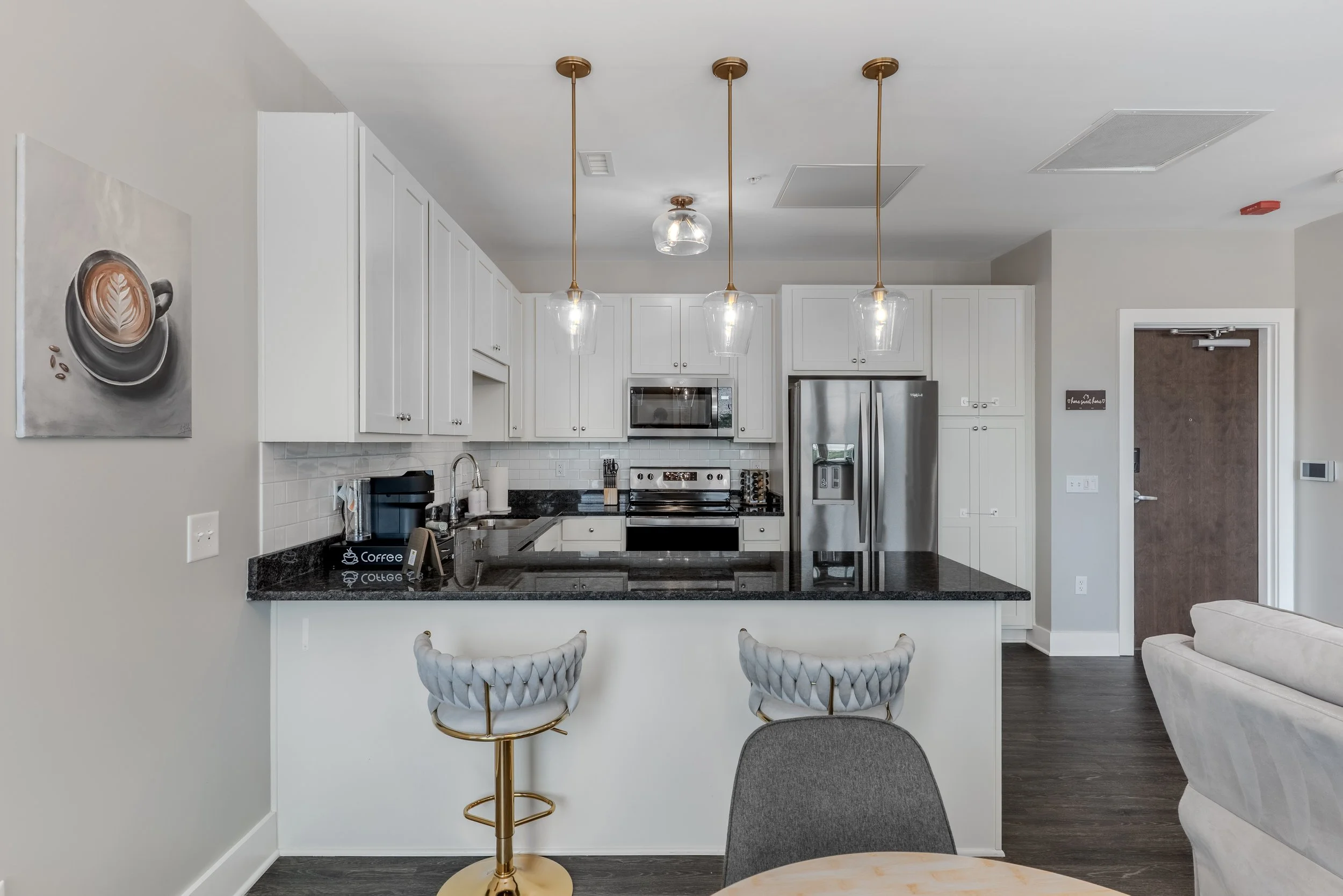 Kitchen3.jpg