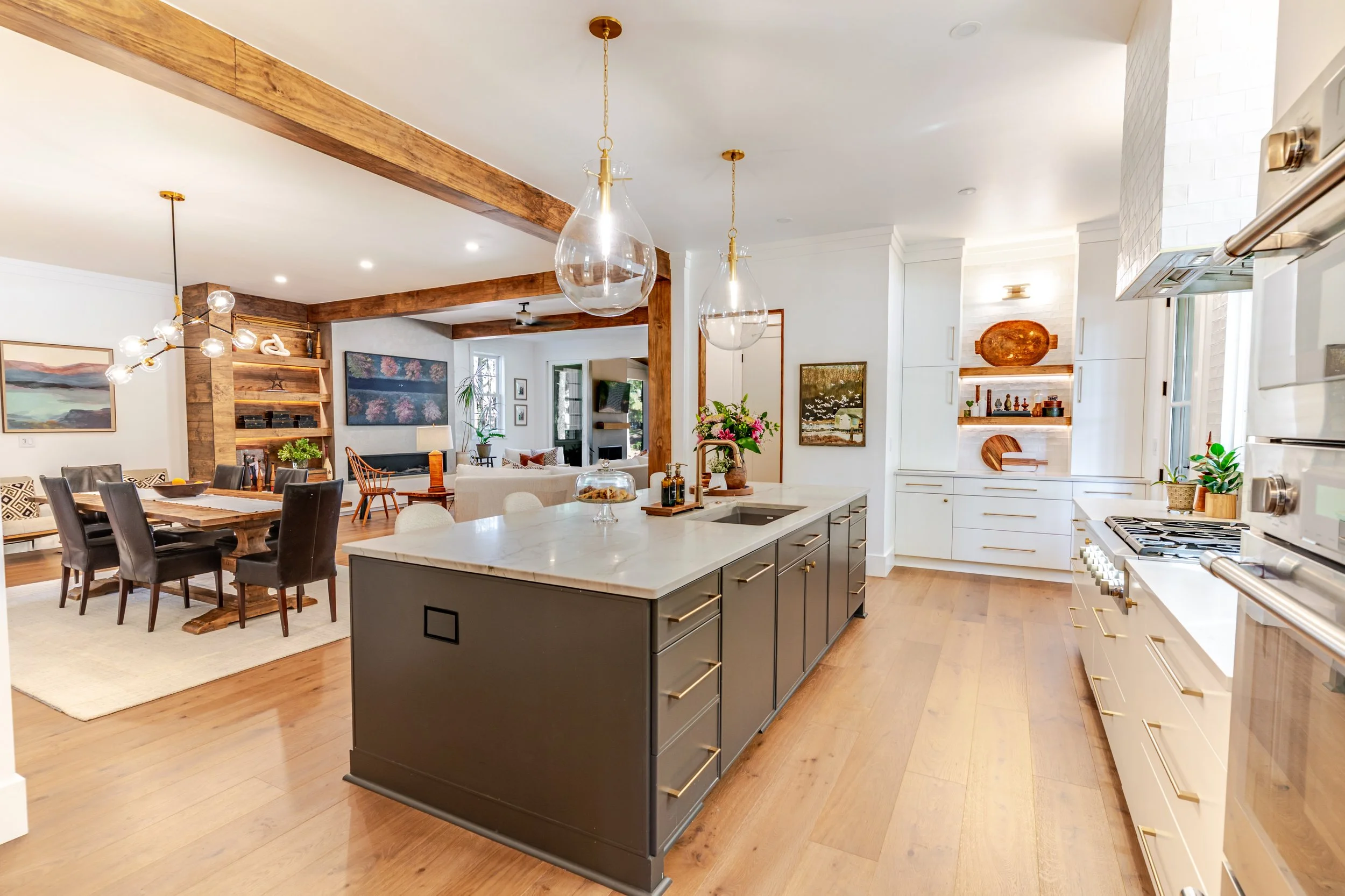 Kitchen3.jpg