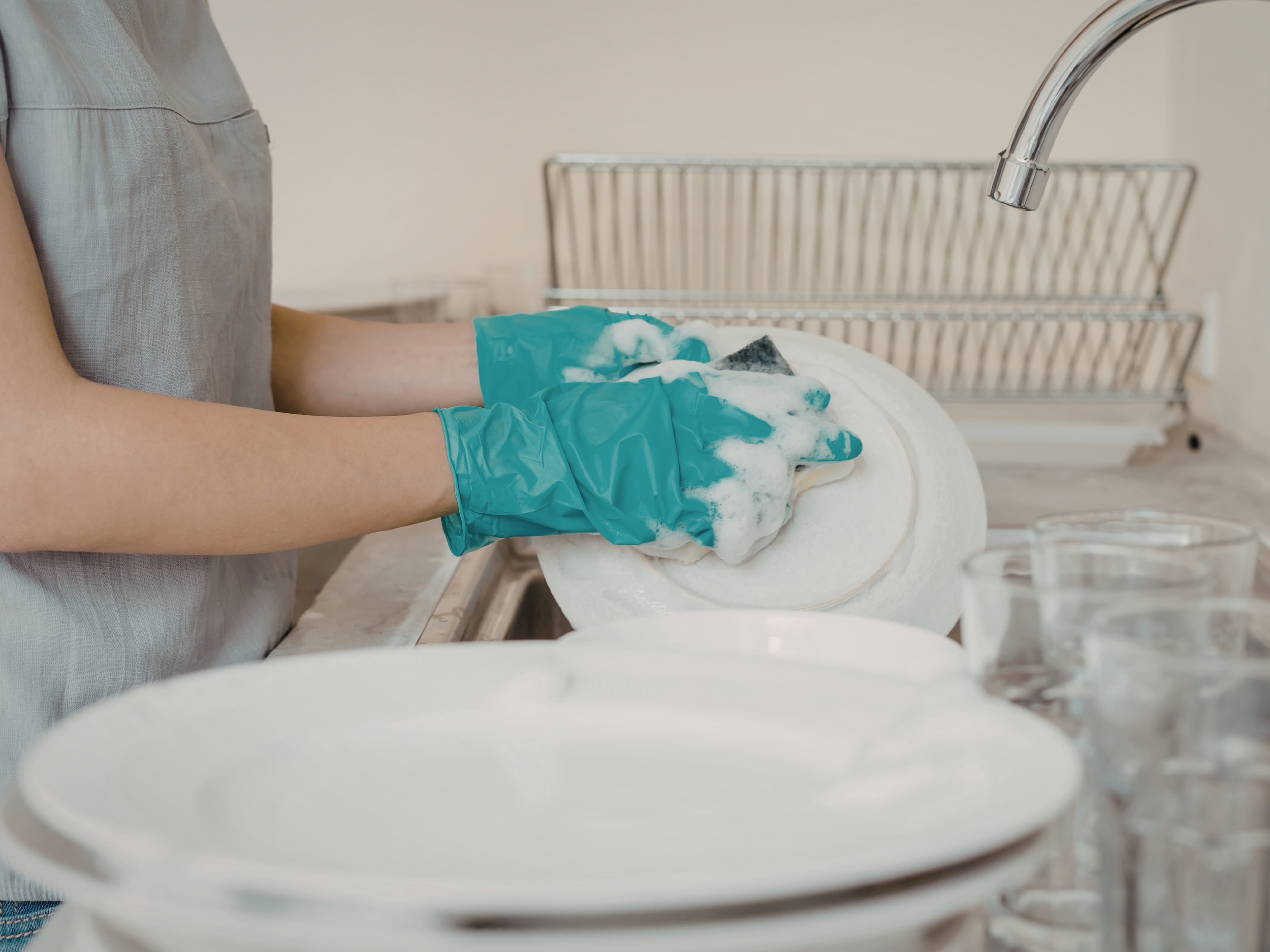 Dishes washing.png