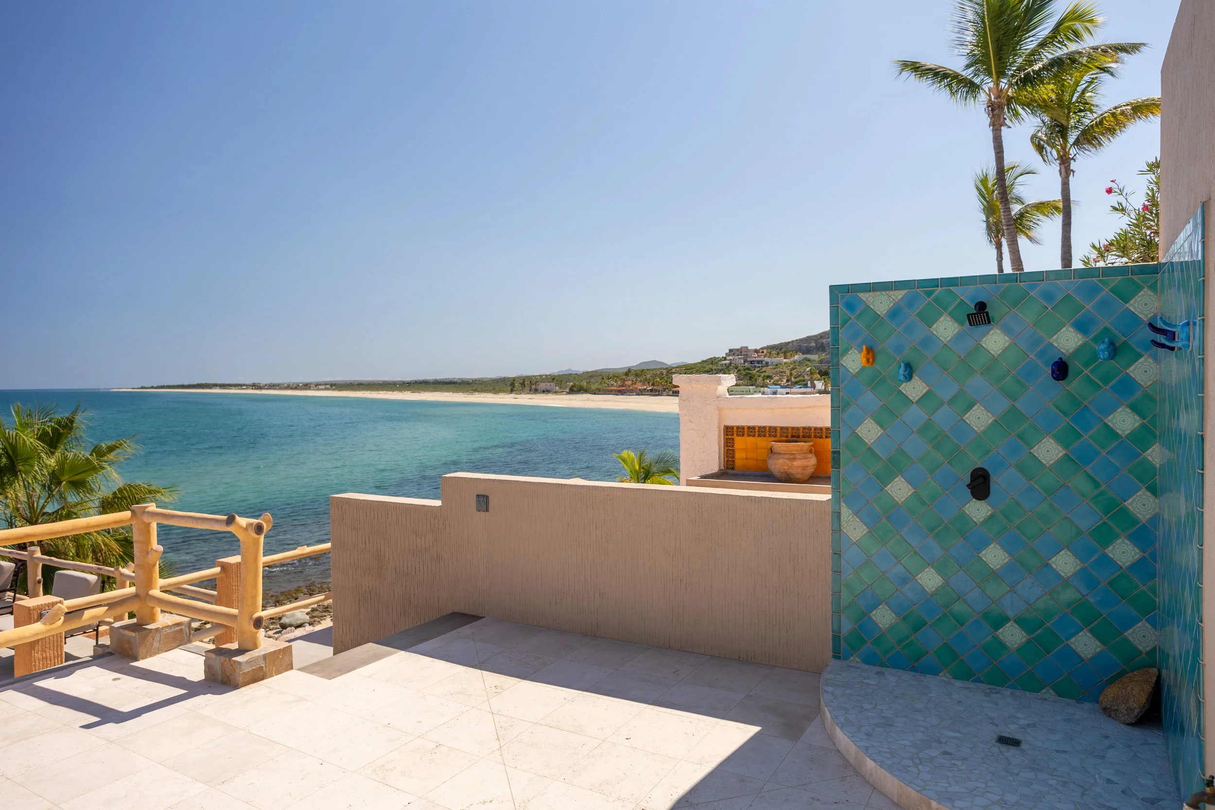 Outdoor Shower.jpg