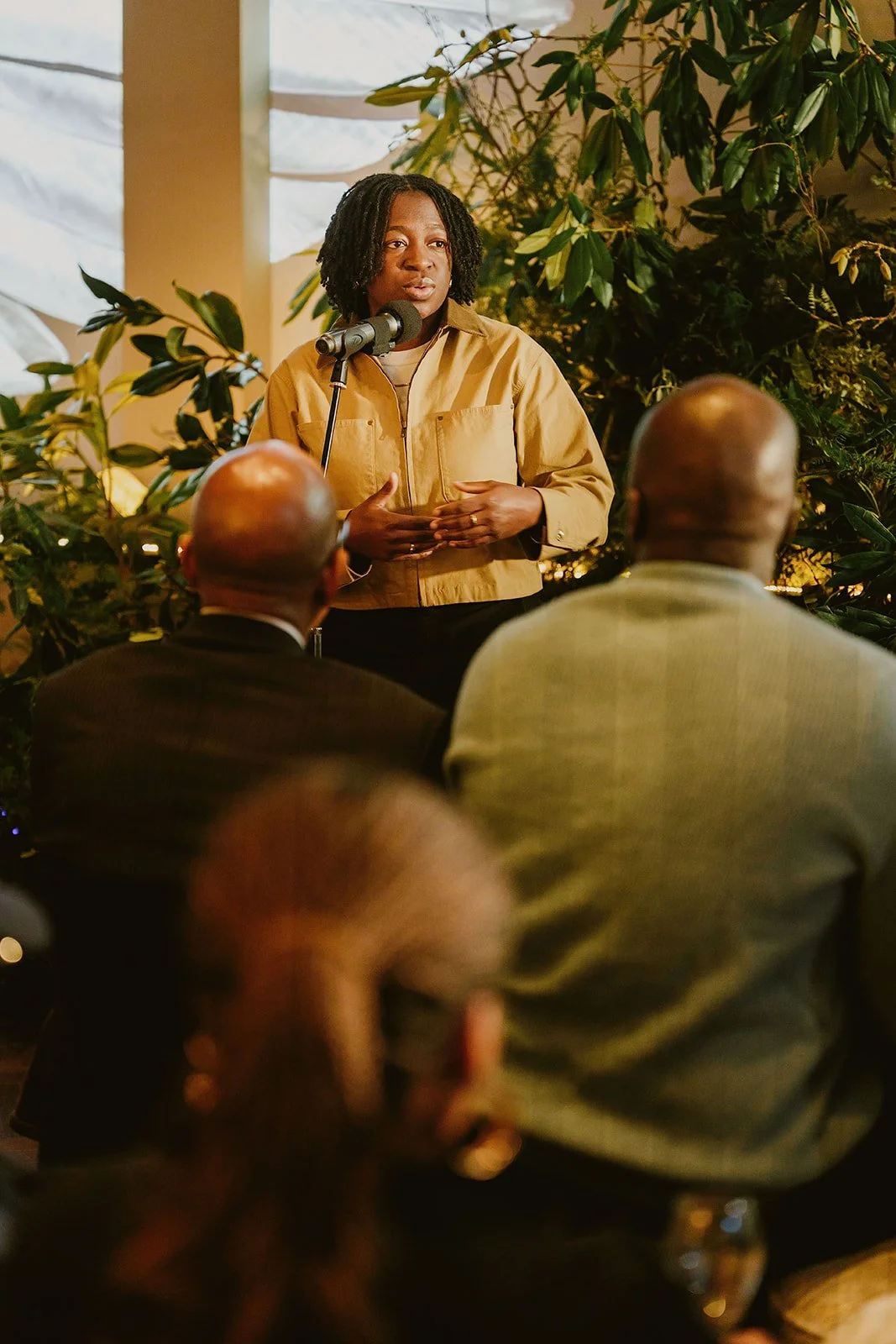 A picture of Mide performing by Rahul Khona
