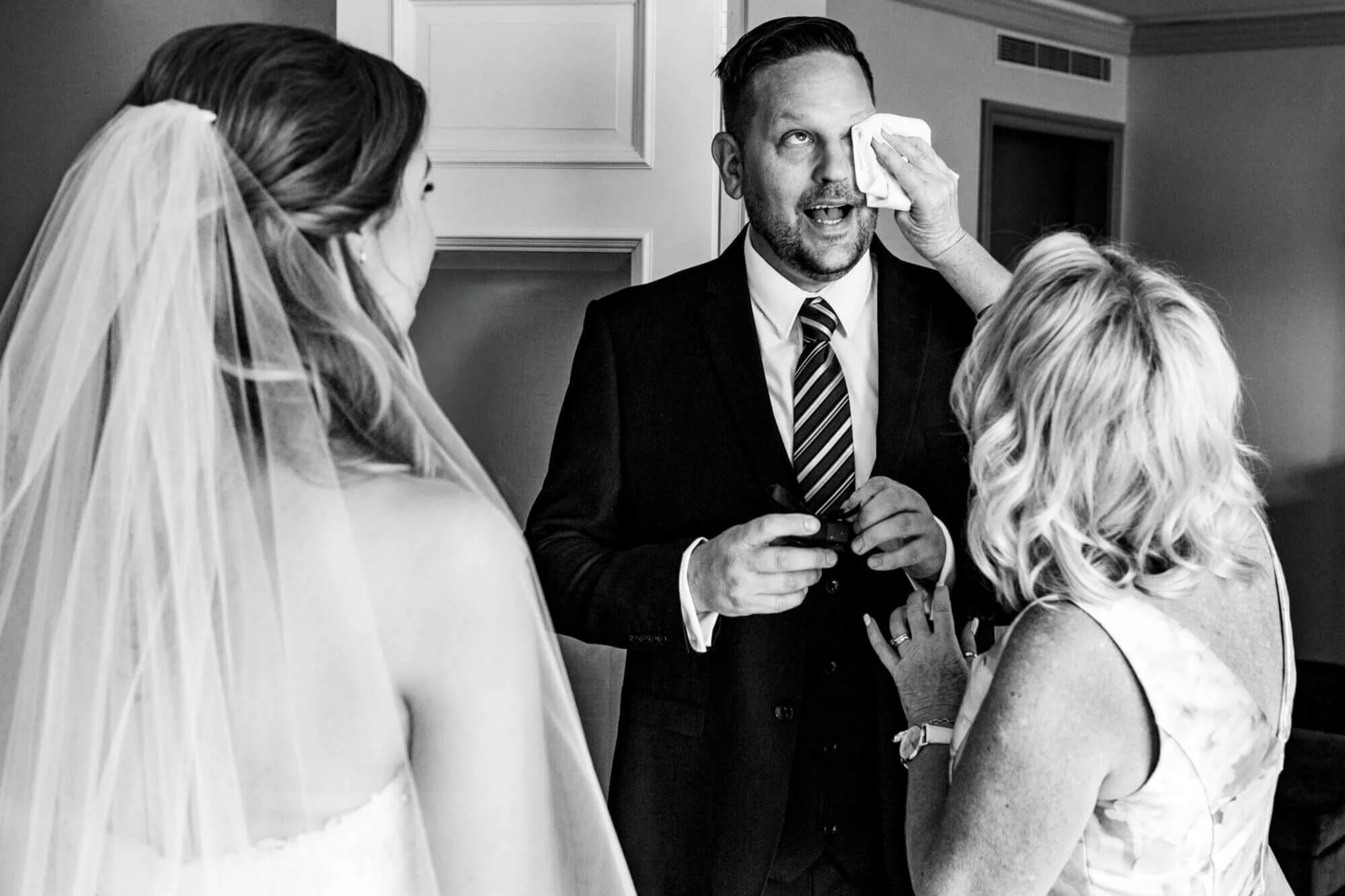 best-wedding-photography-father-of-the-bride-crying.jpg