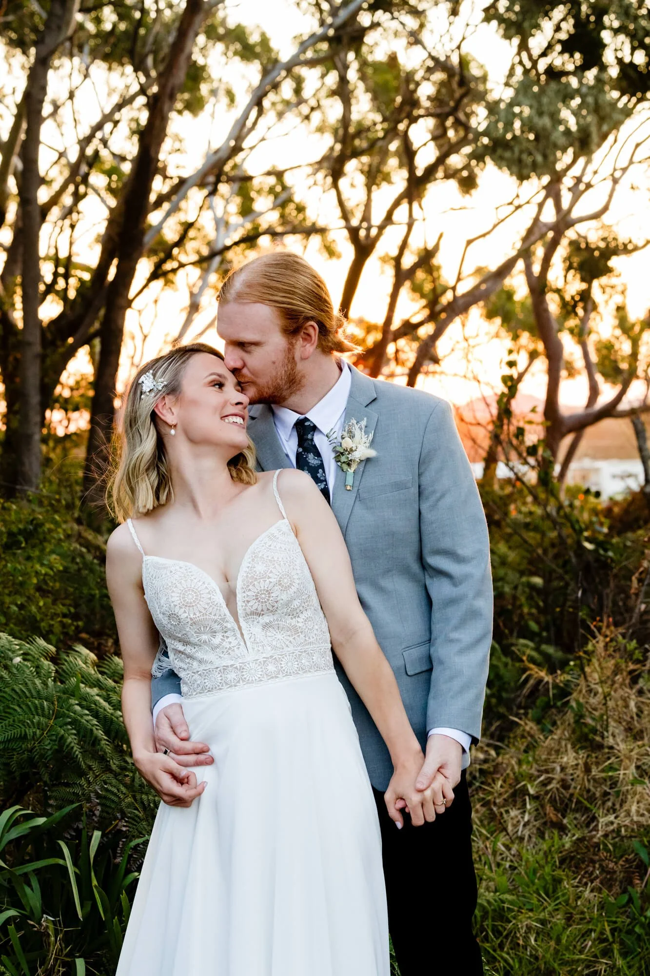 port-stephens-wedding-photographer-couple-barry-park.jpg