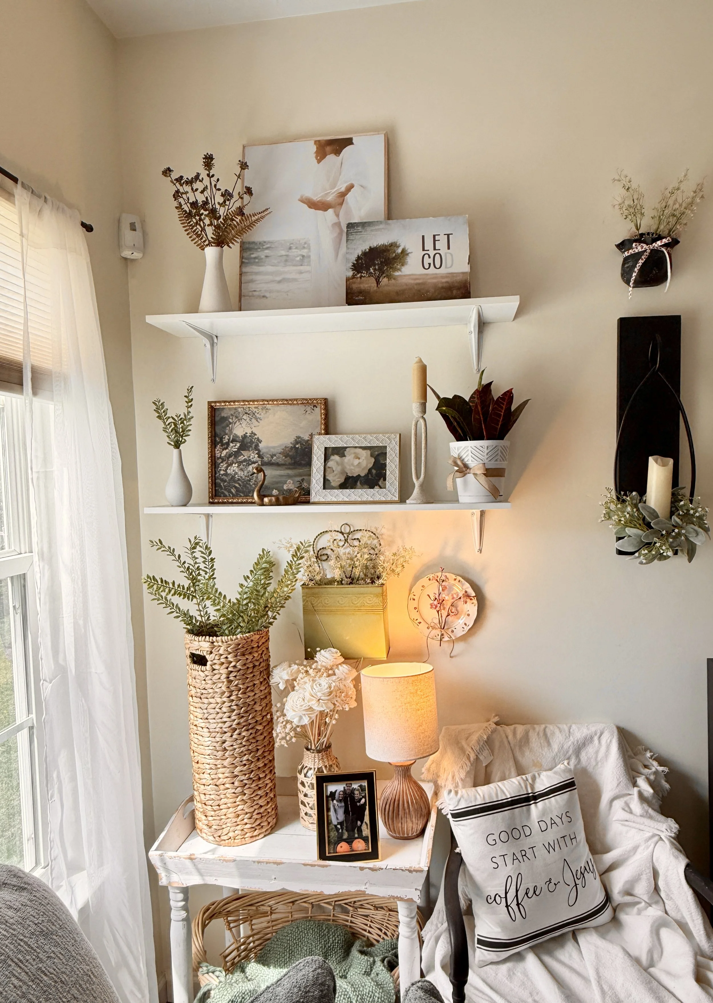 Simple Ways to Create a Cozy Cottage Corner in Your Home