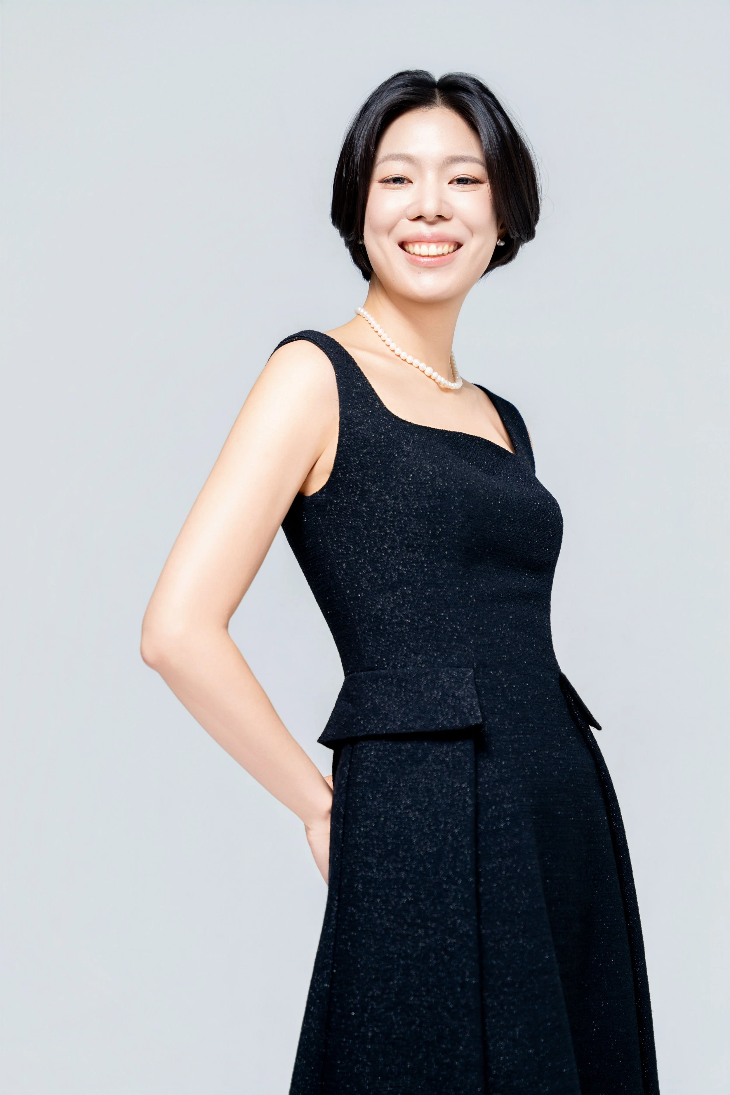 Ji Yoon_portrait_2.JPG