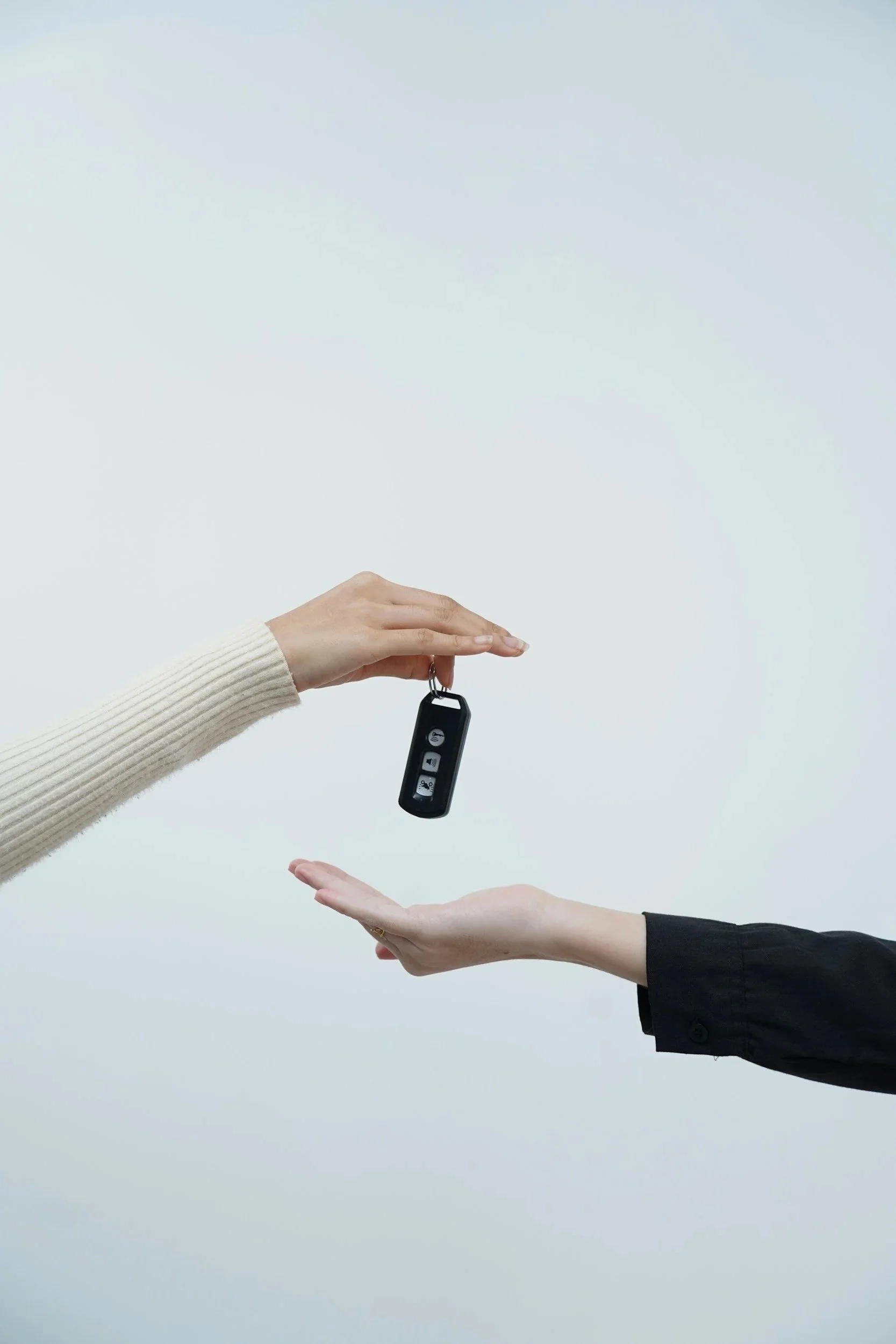 Fractional COO vs.&nbsp;Full-Time COO: When Renting Stops Making Sense