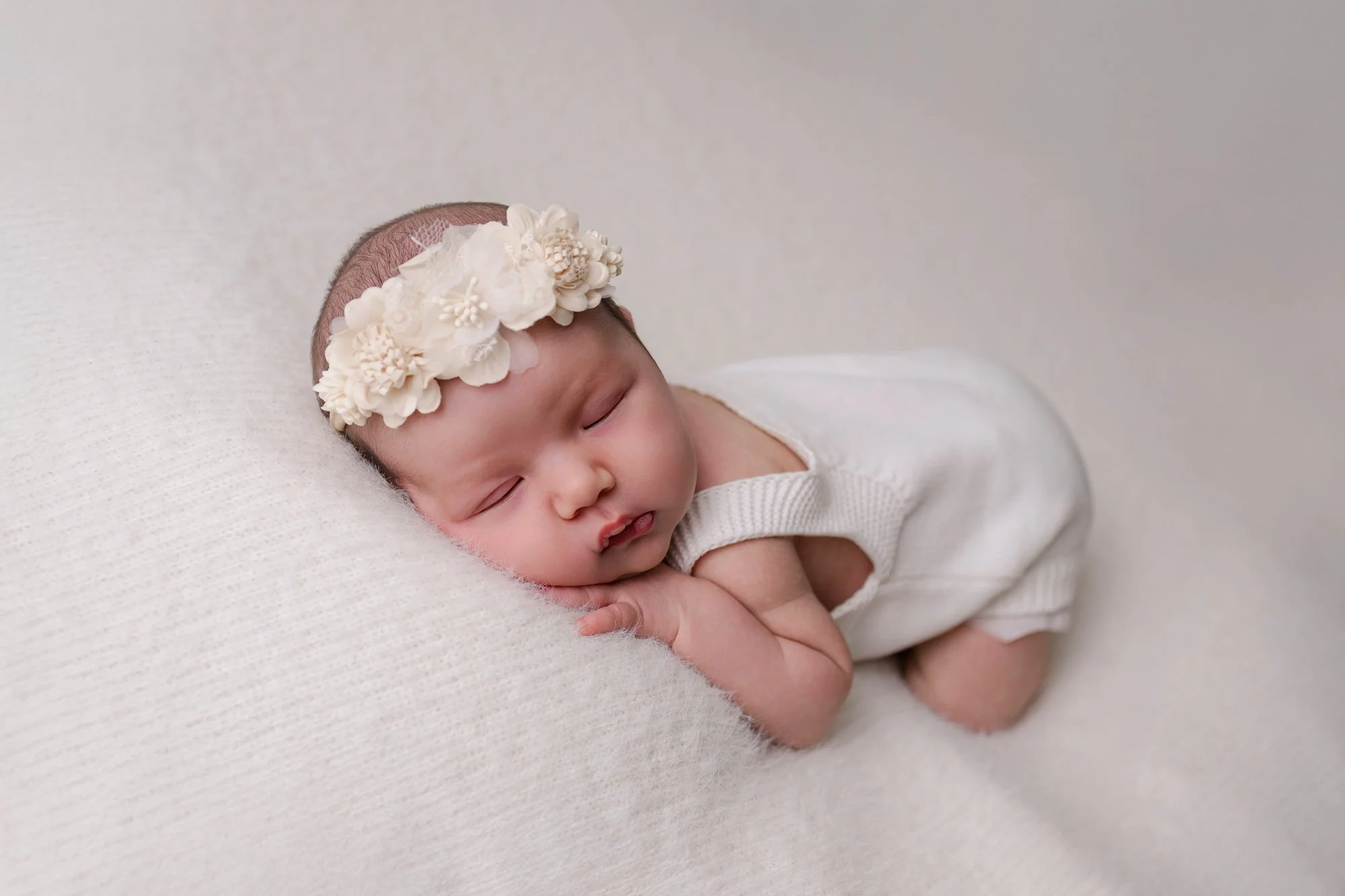 Bunch Photography What to wear for newborn photos Melbourne