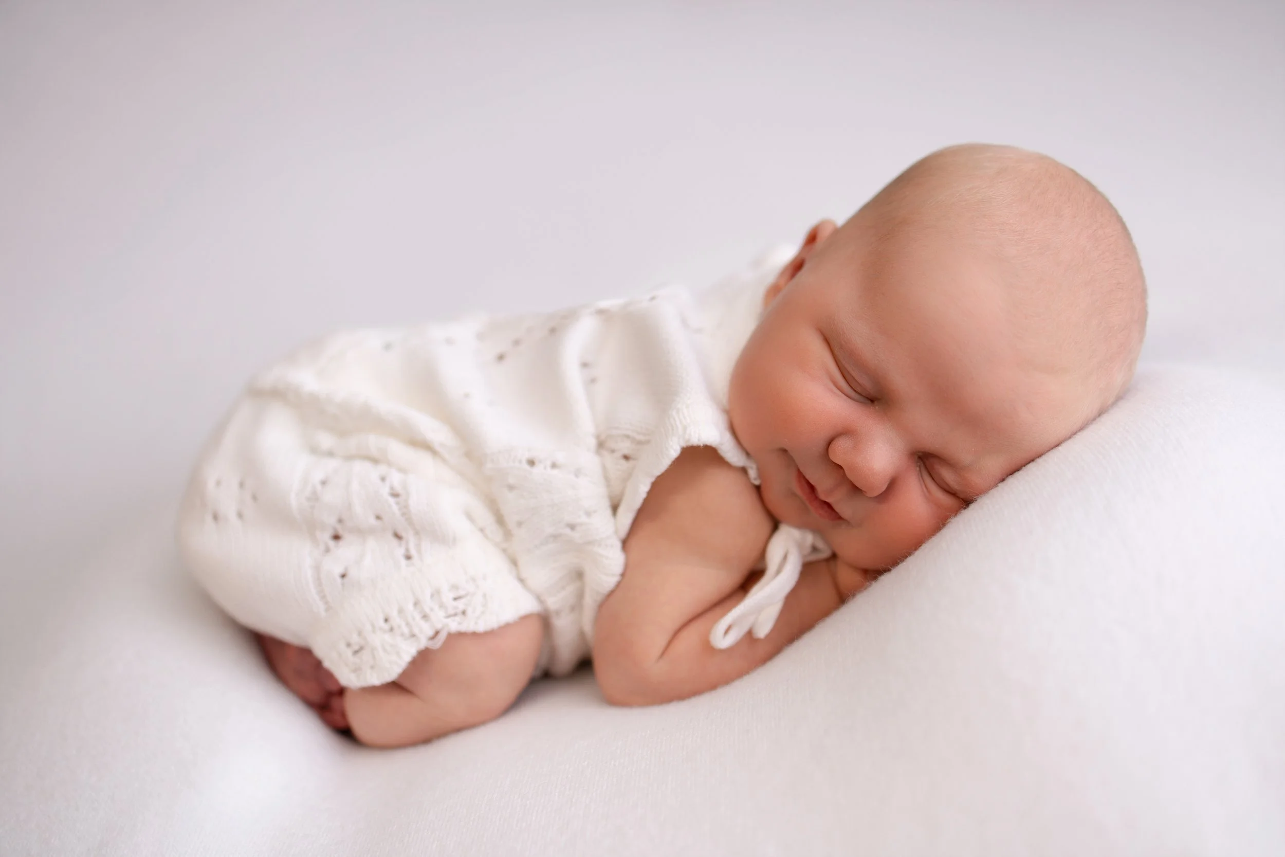 Newborn Baby Essentials: My Top Recommendations as a Newborn Photographer and Mum in Melbourne
