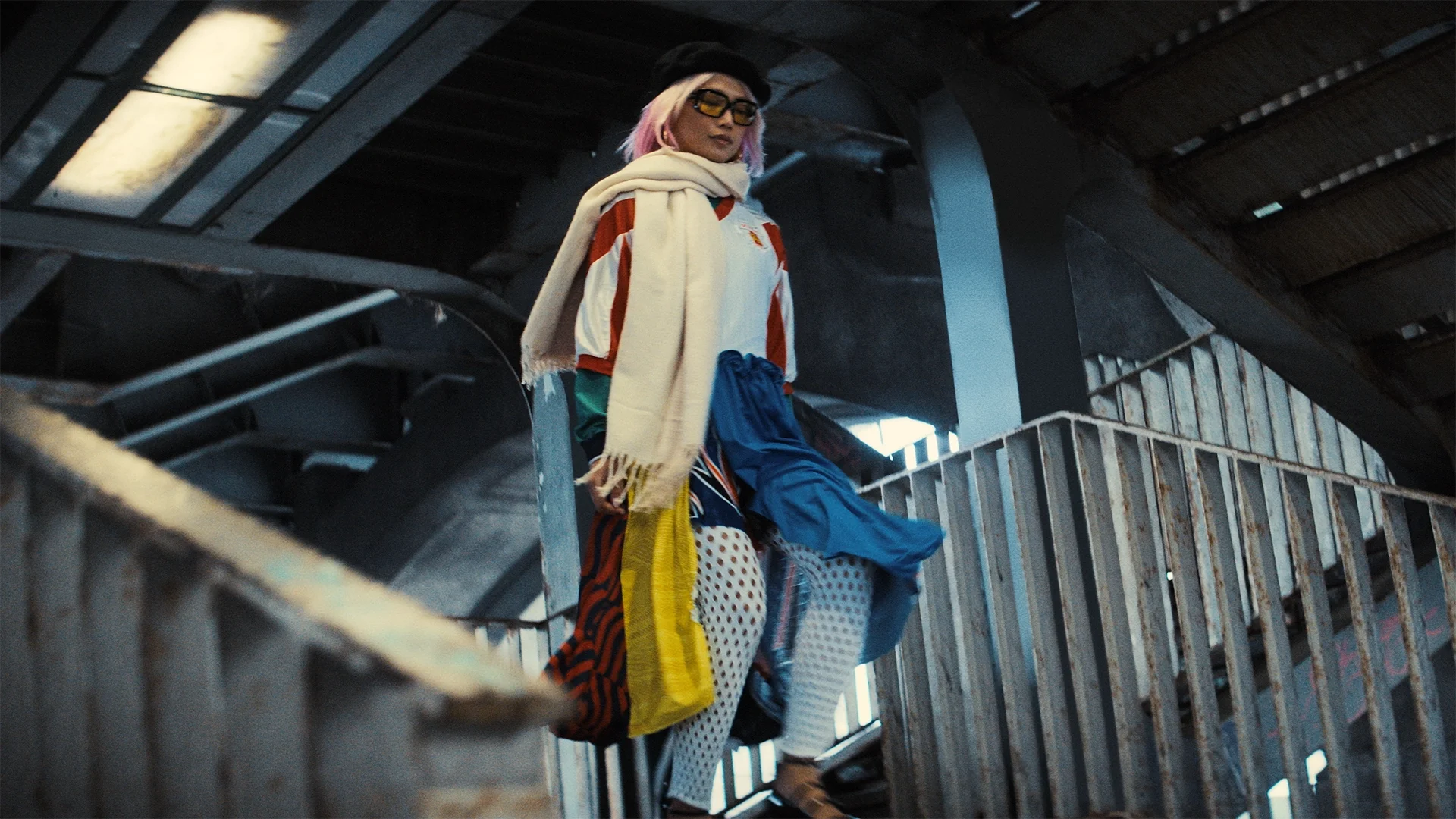 221122_SORARE_DC_16-9_3840x2160_422HQ.00_00_07_11.Still004 copy.webp