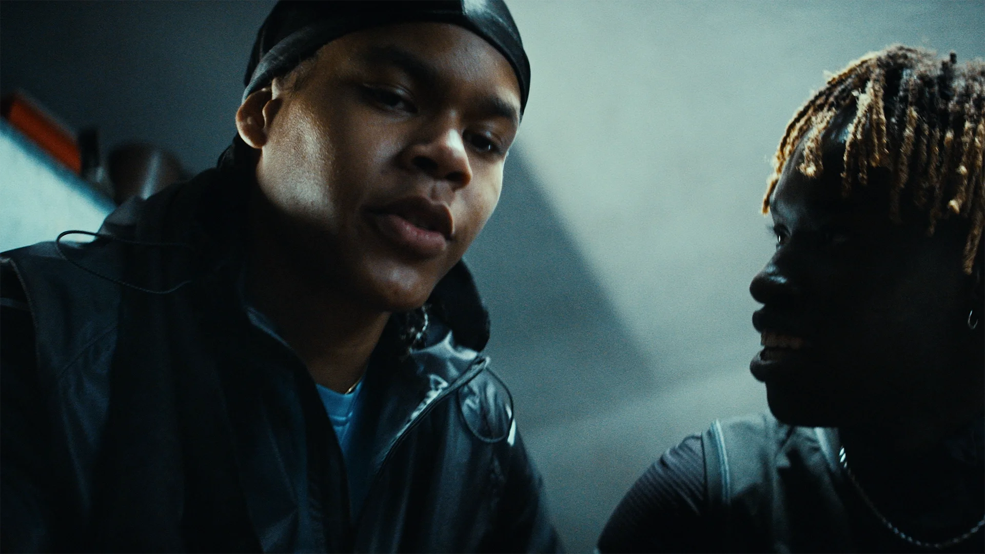 221122_SORARE_DC_16-9_3840x2160_422HQ.00_00_20_11.Still019 copy.webp