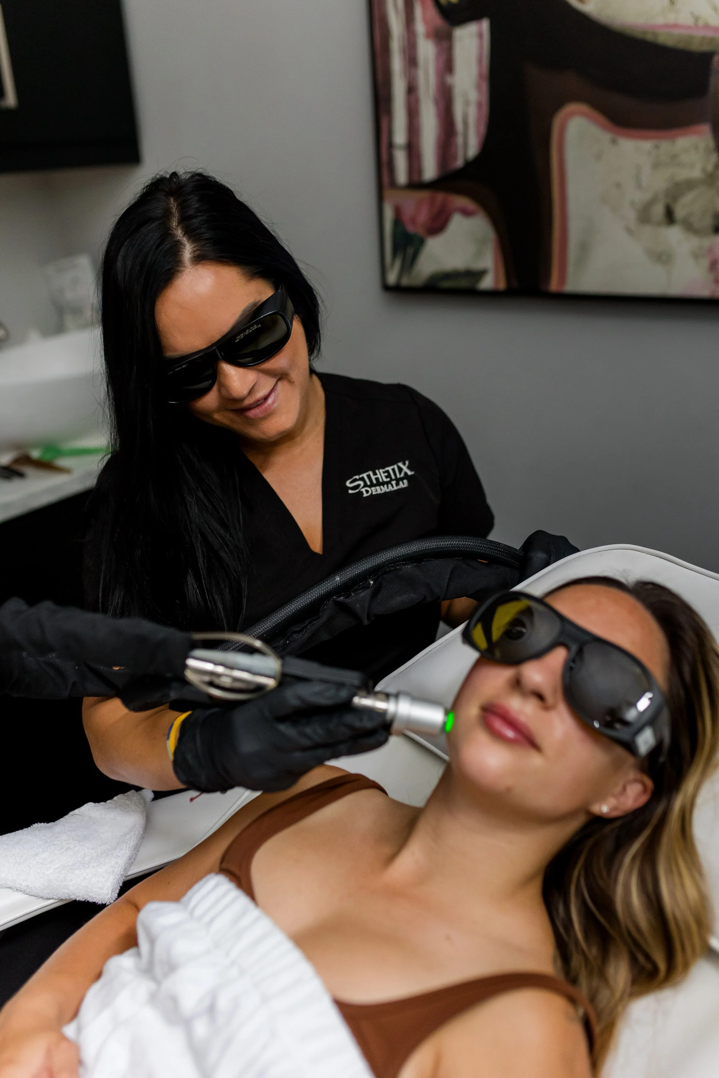 Laser Hair Removal with MOTUS AX