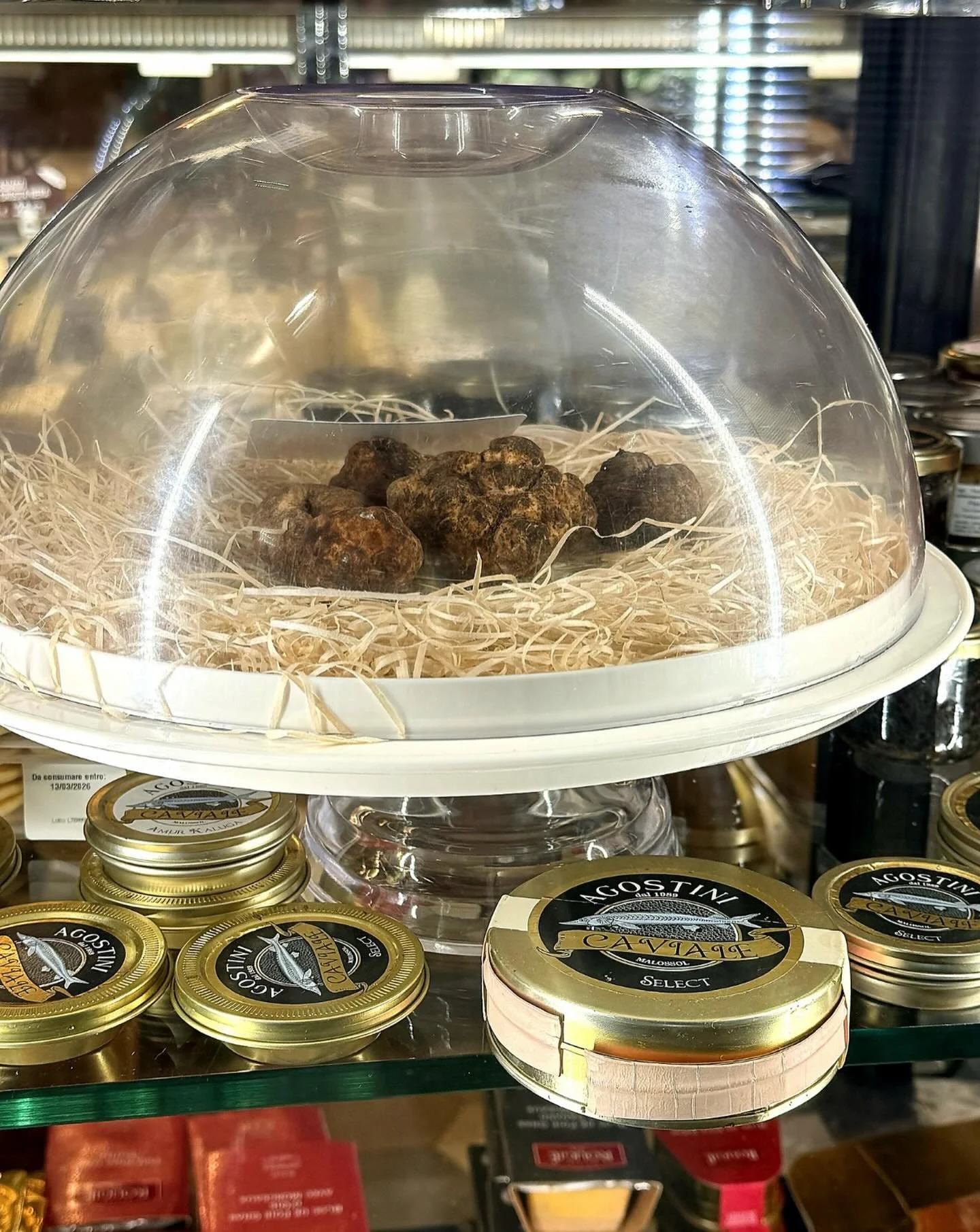 Luxury&hellip;&hellip;..sometimes it&rsquo;s a glass dome, quiet shine, and unforgettable taste.#LuxuryFood #GourmetExperience #Truffles #caviar