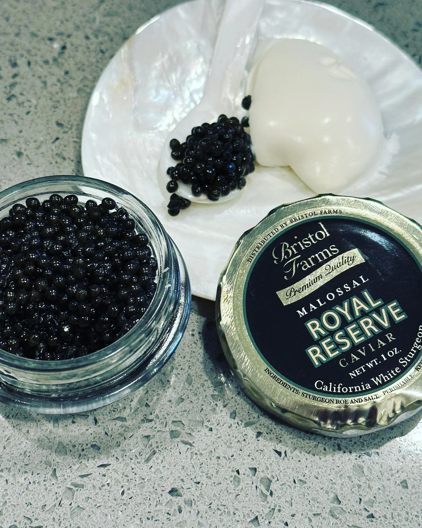 Bristol Farms  Royal Reserve Caviar
White Sturgeon sustainably farmed in California.  I was pleasantly surprised by this caviar🌊 mild umami flavor, medium size eggs, medium - firm grains , black color  #caviarlover #cavier #caviardreams @kur8.ed