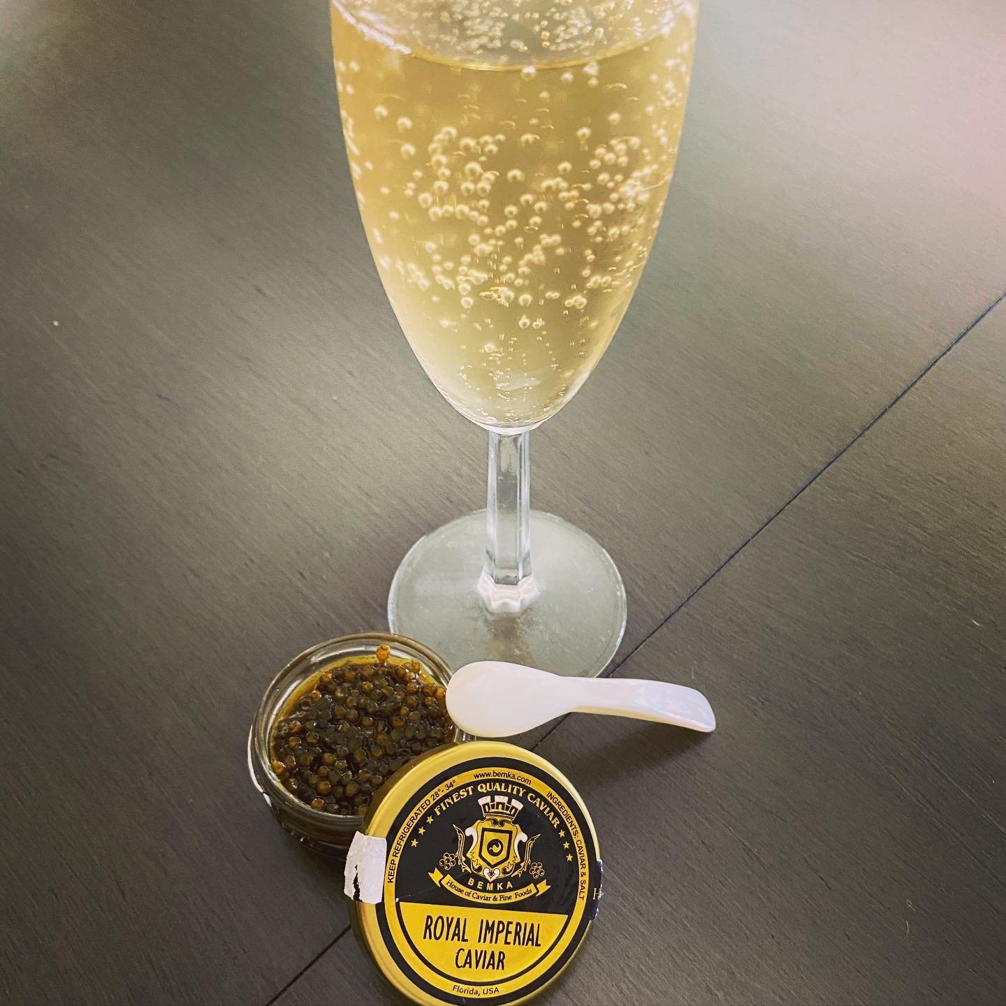 @bemkahouseof Caviar from a hybrid species of 2 sturgeons native to the Amur river in eastern Russia
Large, pearlescent light-brown to golden eggs
Perfectly balanced, mild, buttery flavor
Harvested from sustainably-farmed sturgeon for consistent size
