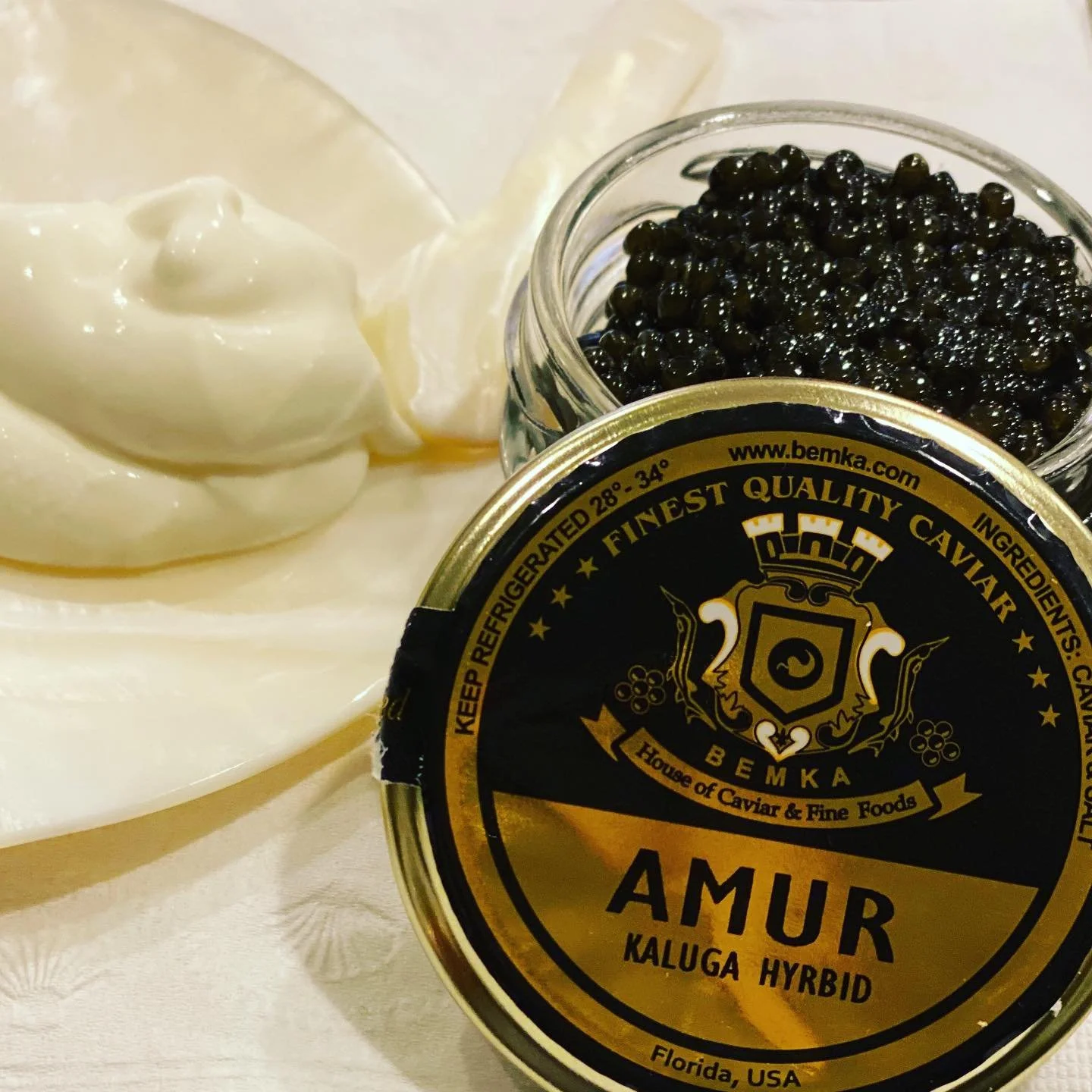 Amur Caviar http://www.amurcaviar.cn/en/about.html
This was an amazing surprise for an affordable caviar! Color - dark grey 
Eggs - firm , Large 
Buttery flavor taste of ocean finish #caviar #luxurylifestyle #amurcaviar