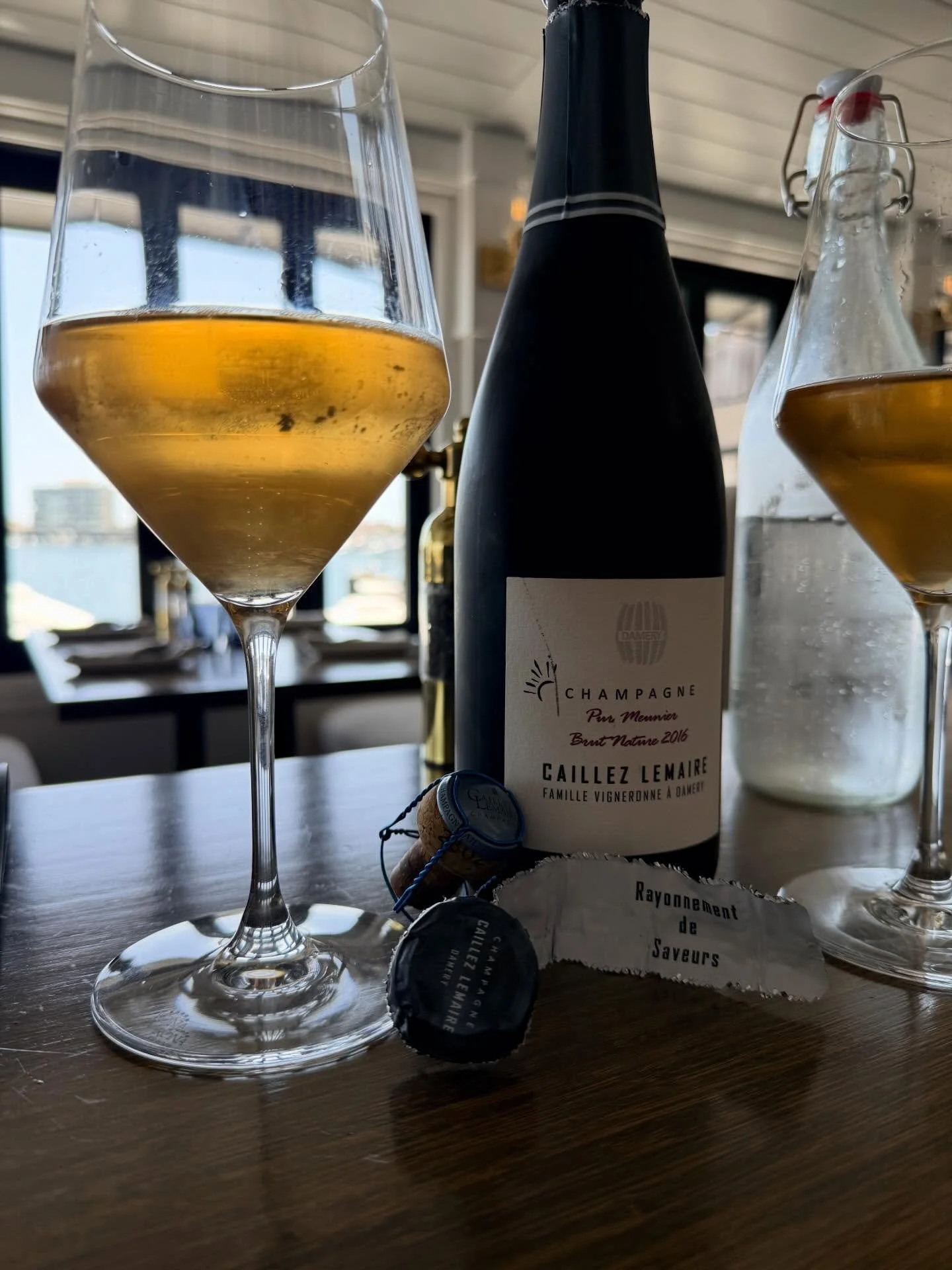 Producer:
Caillez Lemaire @champagne_caillez_lemaire 

Cuv&eacute;e / Name:
Pur Meunier

Vintage:
2016

Appellation / Terroir:
Damery, Vall&eacute;e de la Marne, Champagne, France

* Village: Damery
* Clay-limestone soils typical of the Marne Valley
