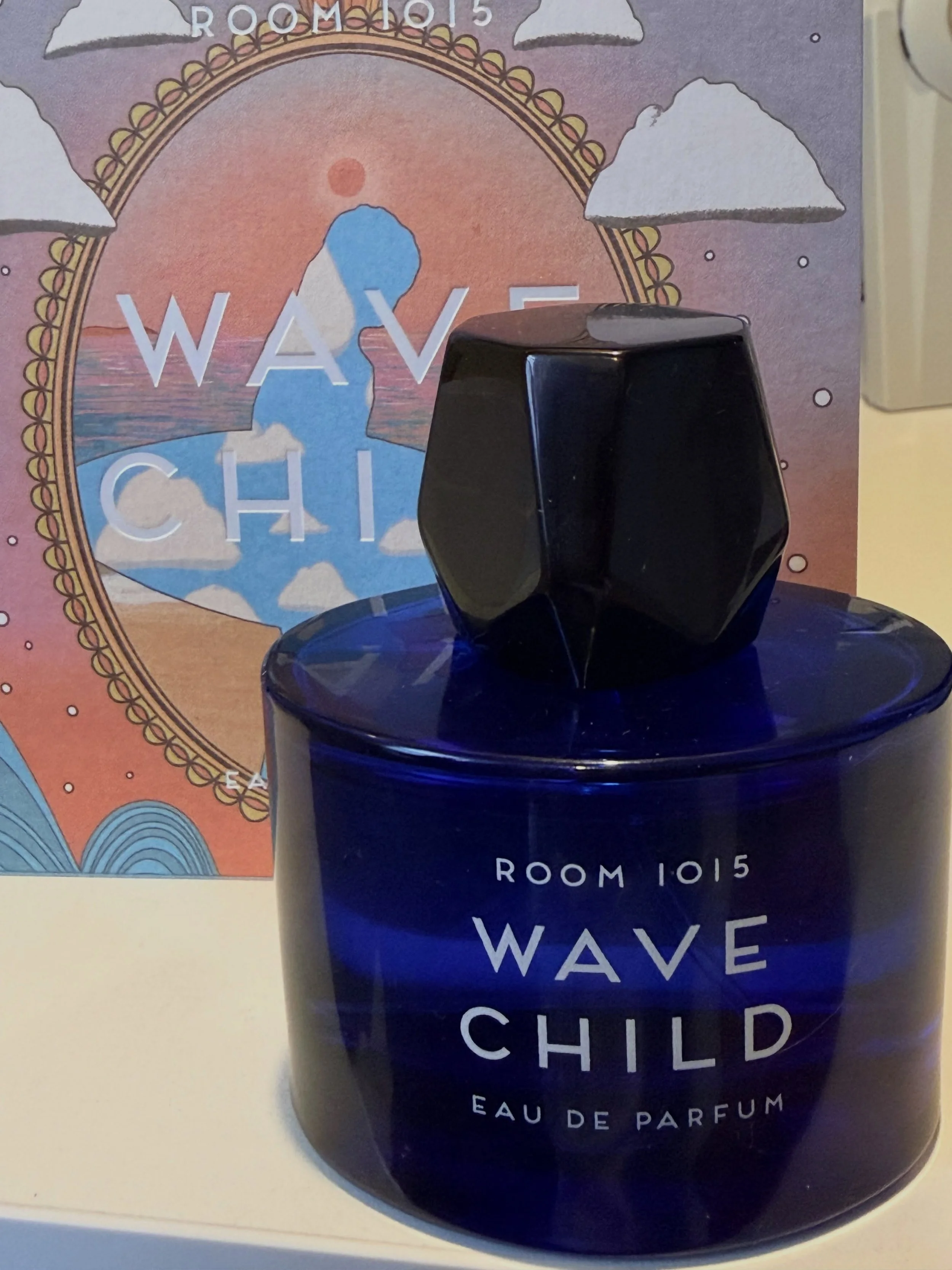 @room1015fragrances 
Room 1015 &mdash; Wavechild

Brand: Room 1015
Fragrance: Wavechild
Release Year: 2024
Perfumer / Nose: J&eacute;r&ocirc;me di Marino
Concentration: Eau de Parfum
Country of Origin: France
Gender: Unisex
Fruity Aquatic &bull; Citr