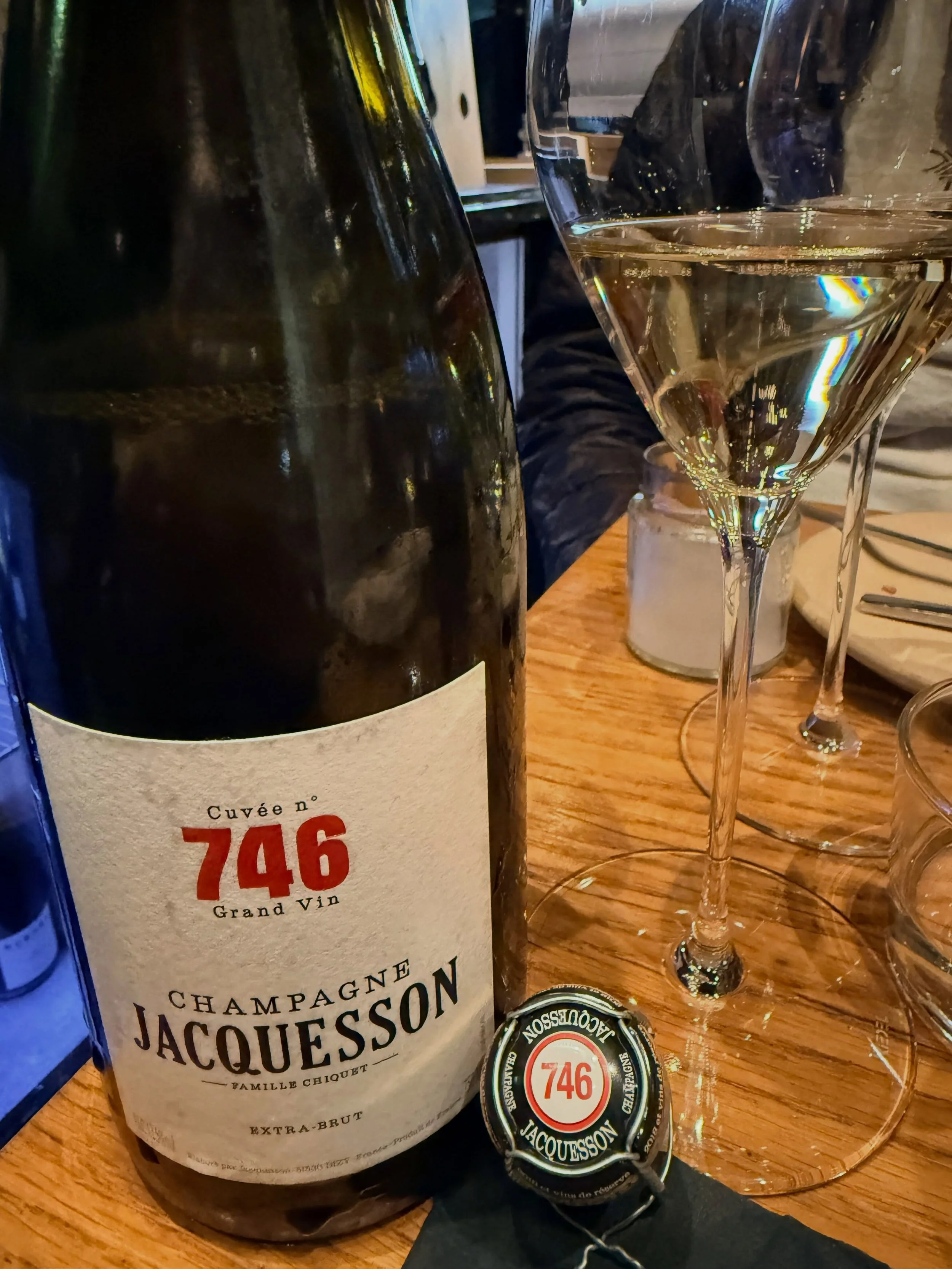 @champagnejacquesson_officiel 
@warehouseco2 
Champagne Jacquesson &mdash; Cuv&eacute;e 746

House: Jacquesson, founded 1798
Region: Champagne, France
Base Vintage: 2018
Grapes: 43% Chardonnay, 30% Meunier, 27% Pinot Noir (reported blend)
Vineyards: 