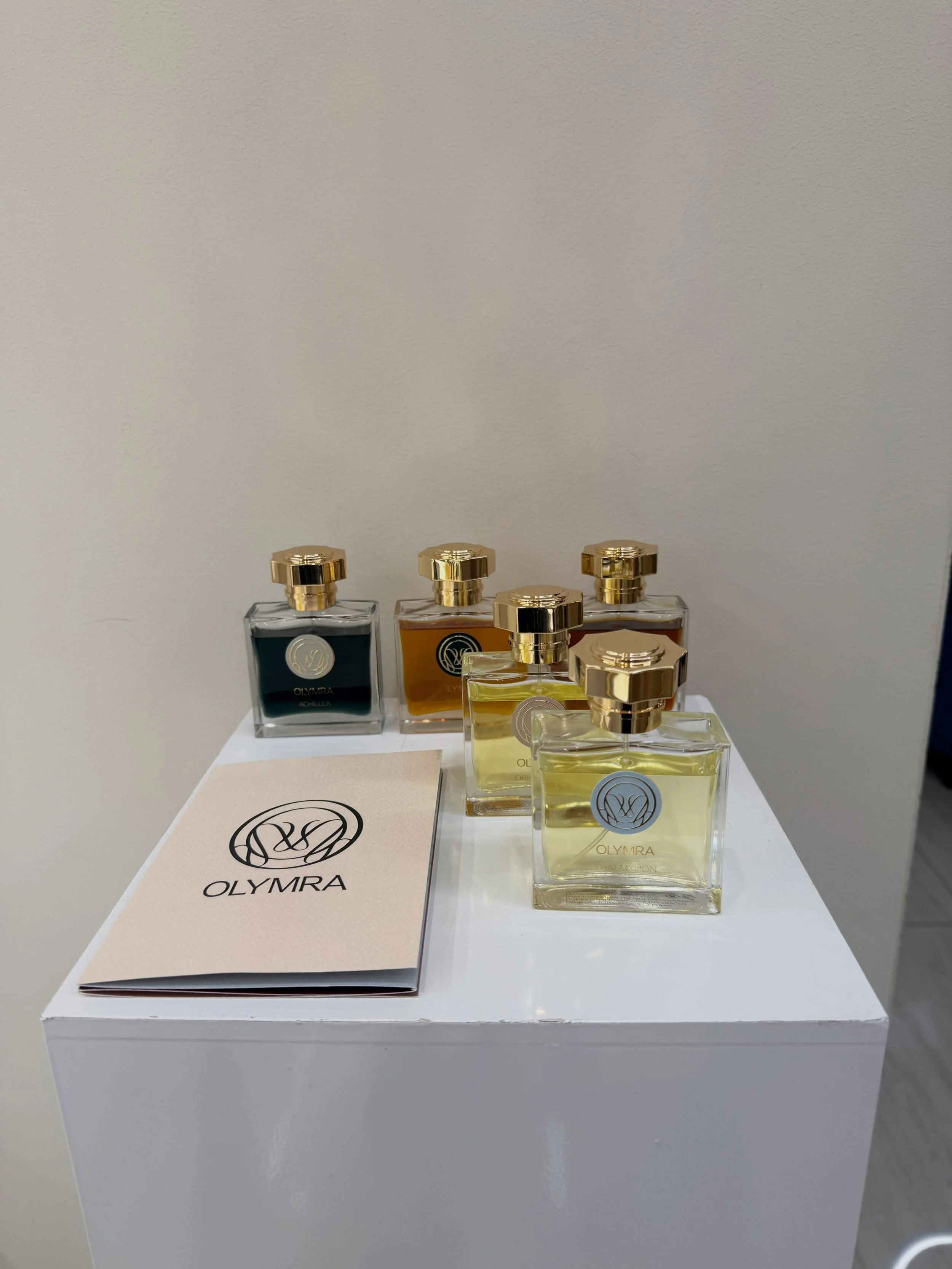 @olymraofficial @stemmacosmetics 
OLYMRA was founded in 2025 by Dr. Frida (Freideriki) Michailidou, a Greek scientist, chemist and perfumer who previously worked at ETH Zurich. Inspired by Mount Olympus, she developed a fragrance house using scientif