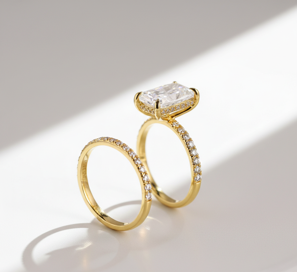 9 Radiant Halo with Pave Band Set 007 MR 069 082 YG Side.png