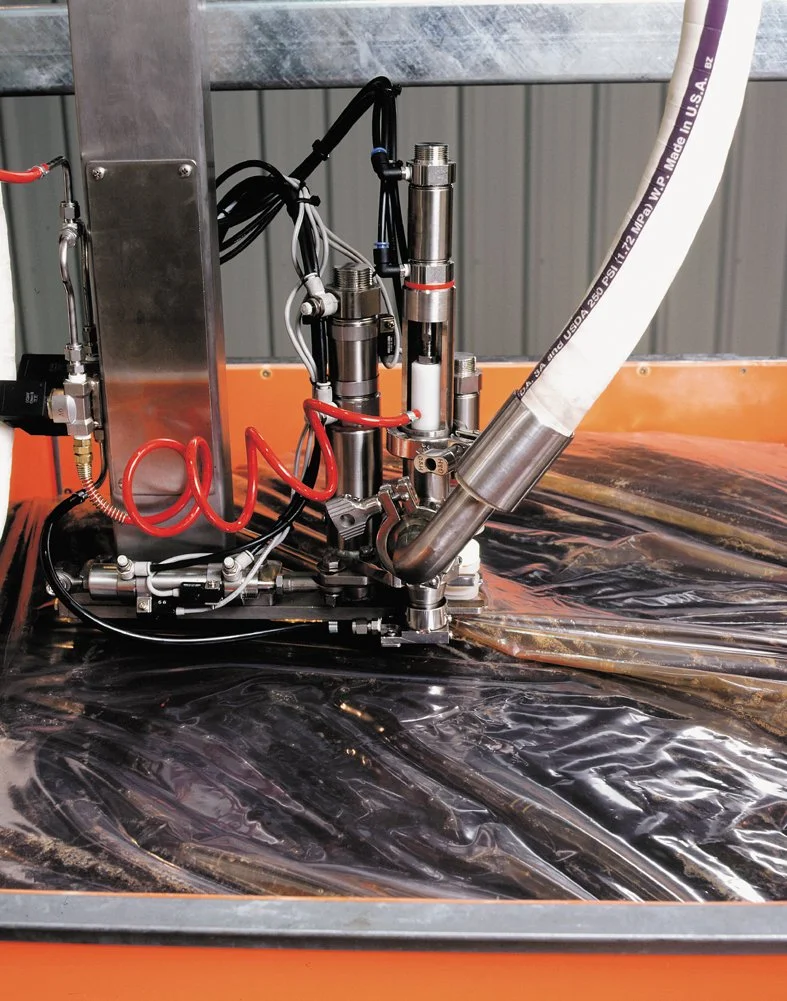 Model 500 during the filling process