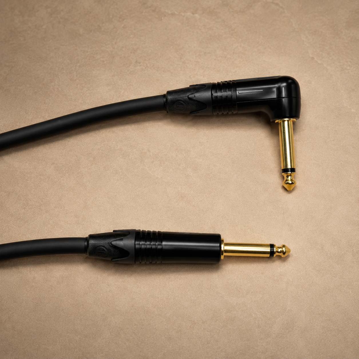 cleanline-labeled-cable-02-img-0109-edited.png