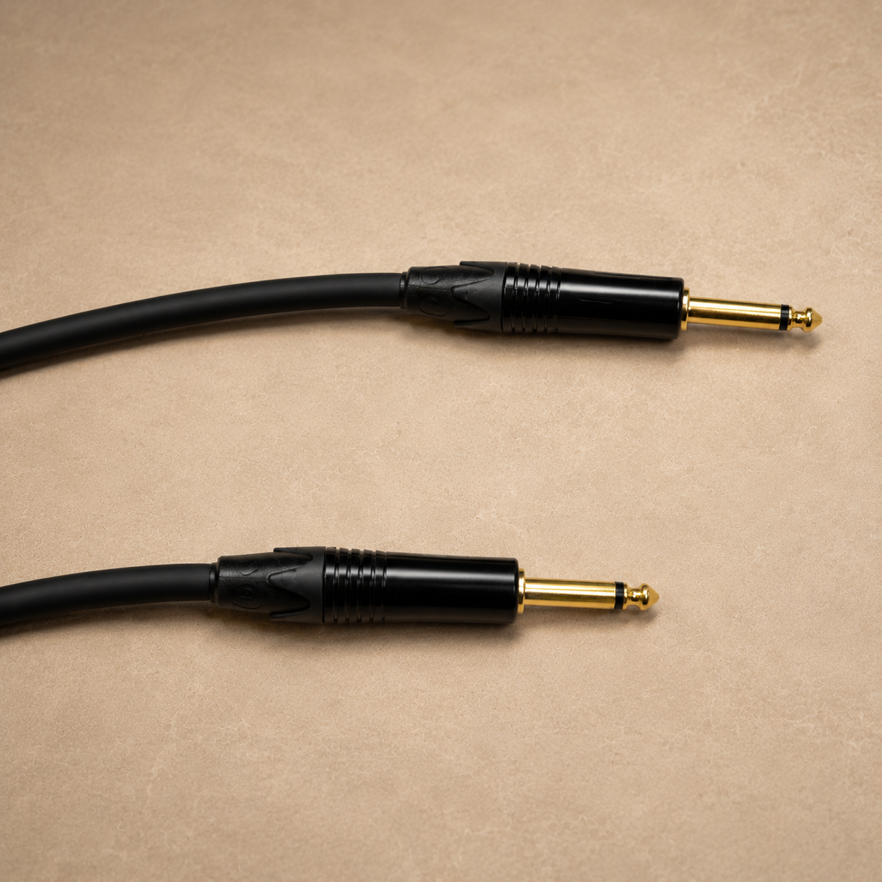 cleanline-labeled-cable-03-img-0110-edited.png