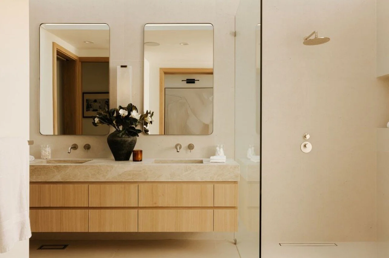 Bathroom 1.jpg