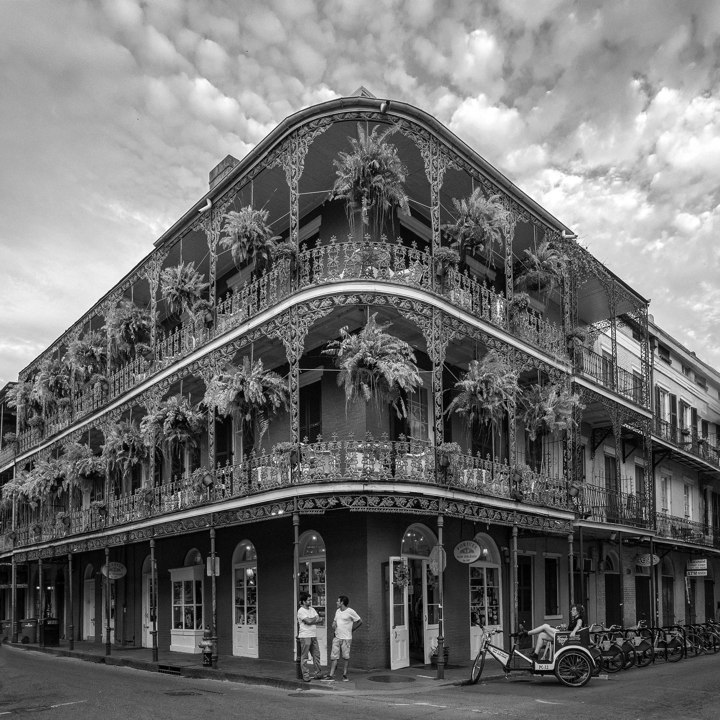 Overcoming challenges facing contemporary curriculum. Lessons from from Louisiana