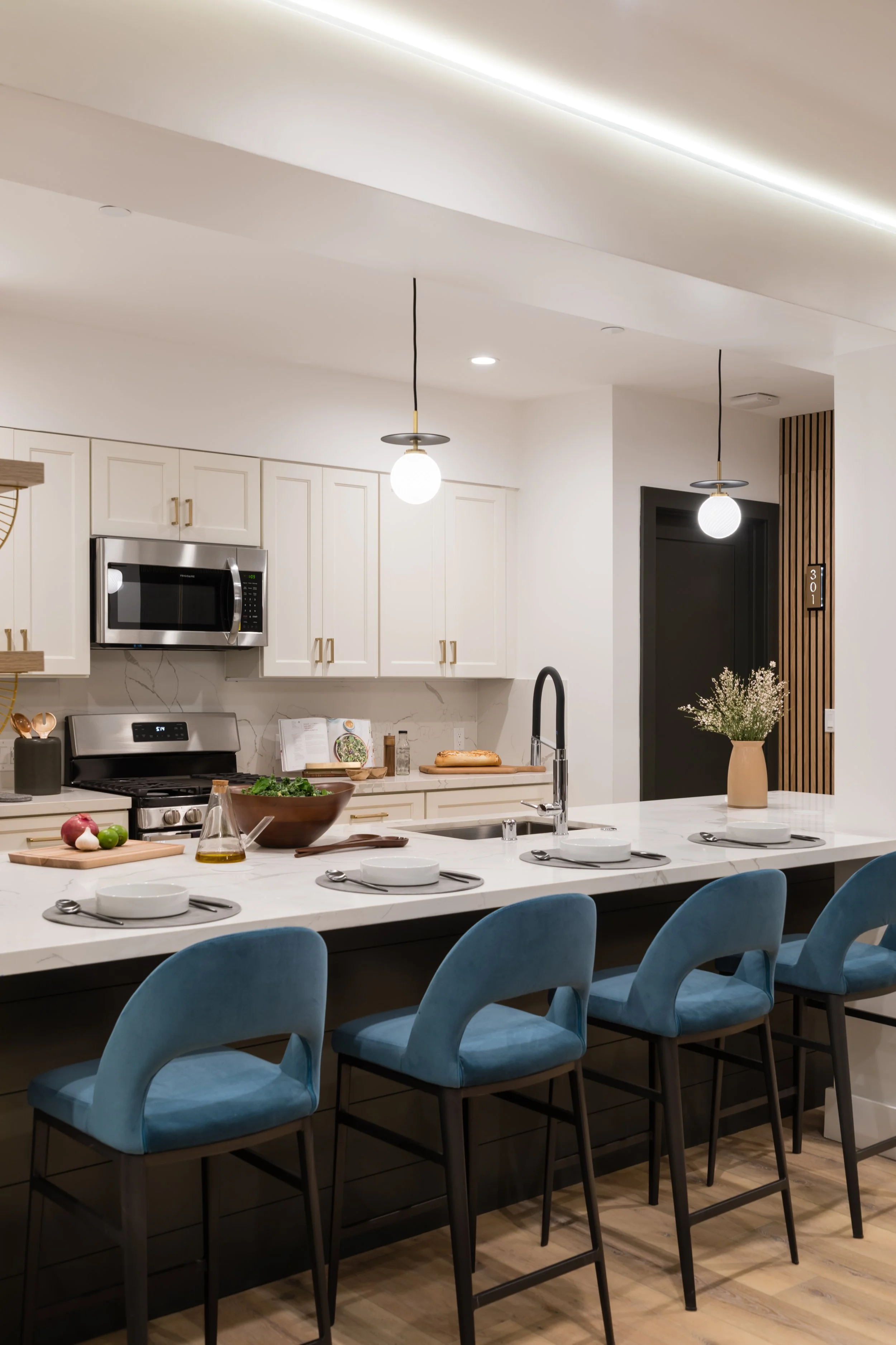 2225 Hearst 3rd floor 06.jpg