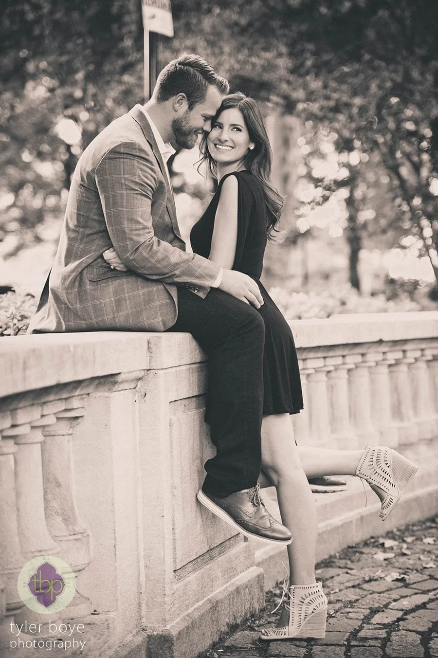 Philadelphia.GinaRyan.Engagement.tylerboye-06.jpg