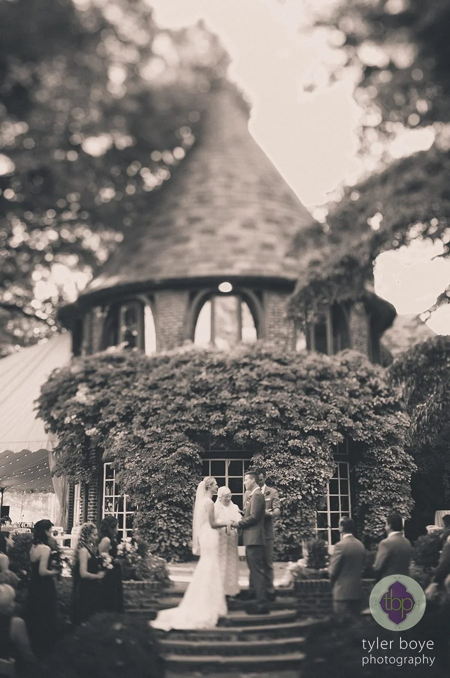 GreenvilleCountryClub.MaggieNate.Wedding.tylerboye-23.jpg