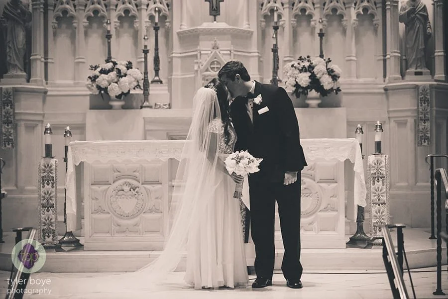 TheUnionLeague.QuinnRob.Wedding.tylerboye-11.jpg