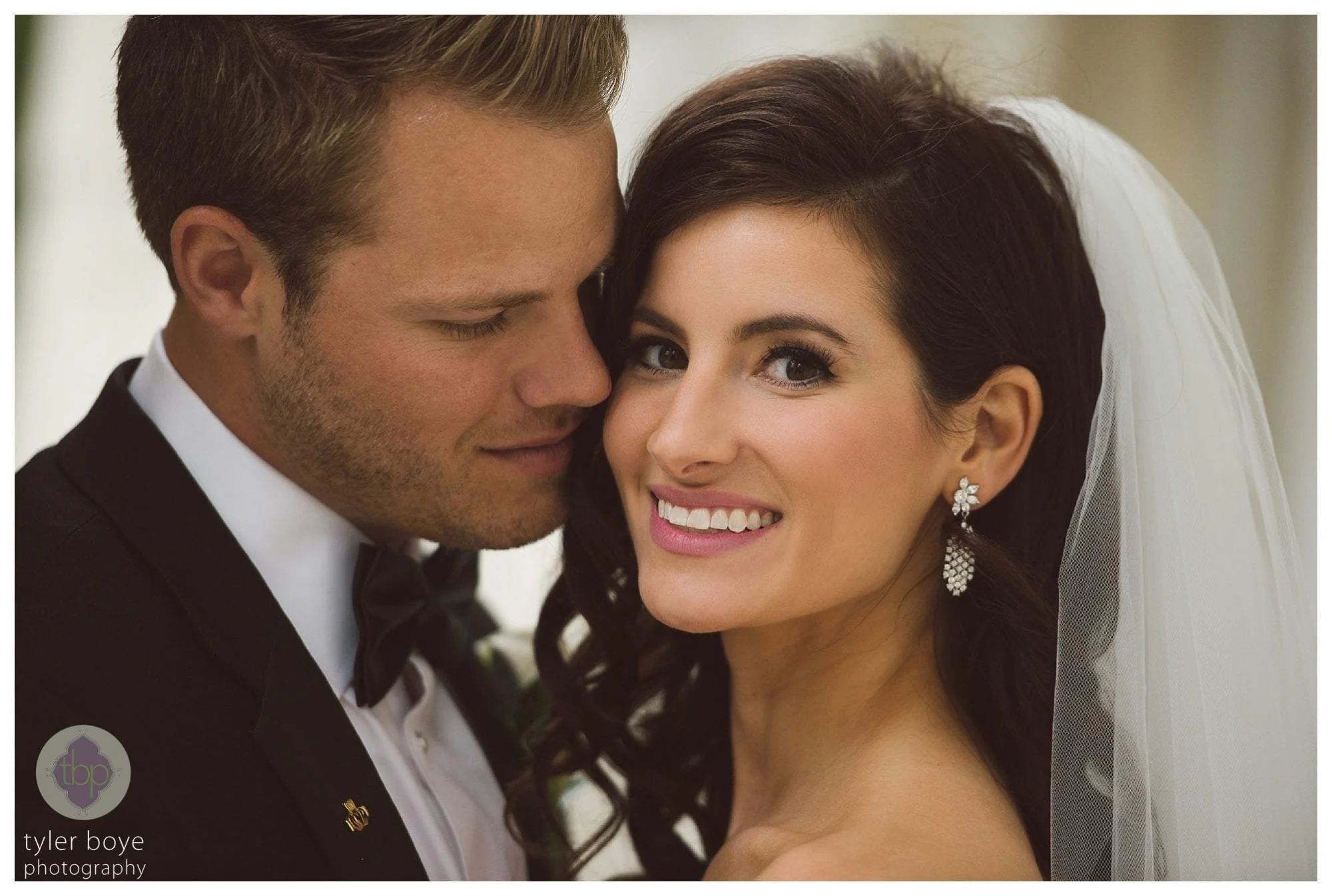 CrystalTeaRoom.GinaRyan.Wedding.tylerboye-34.jpg