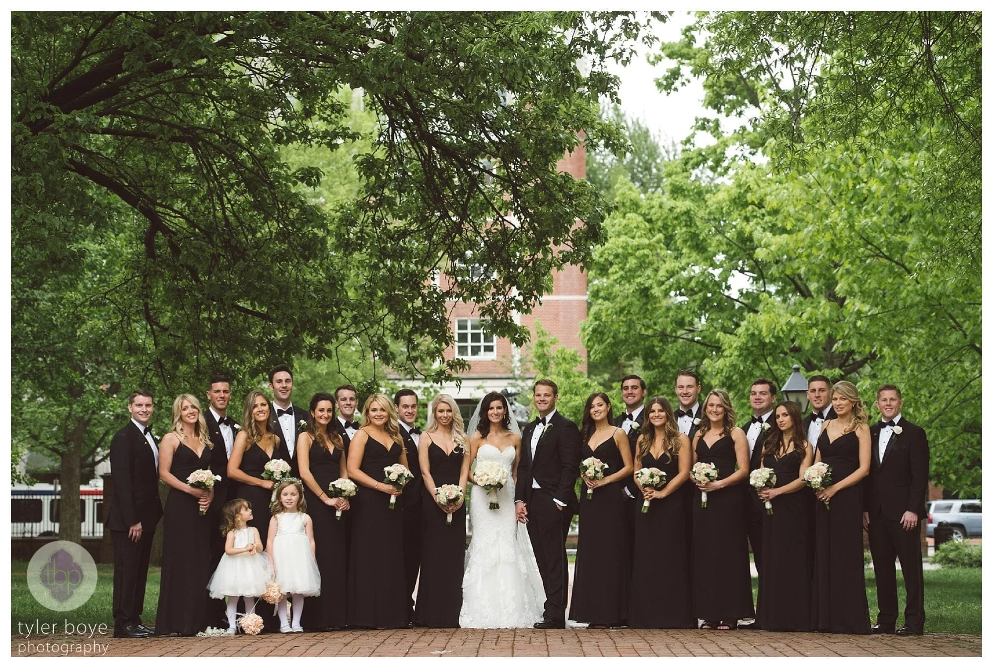 CrystalTeaRoom.GinaRyan.Wedding.tylerboye-52.jpg