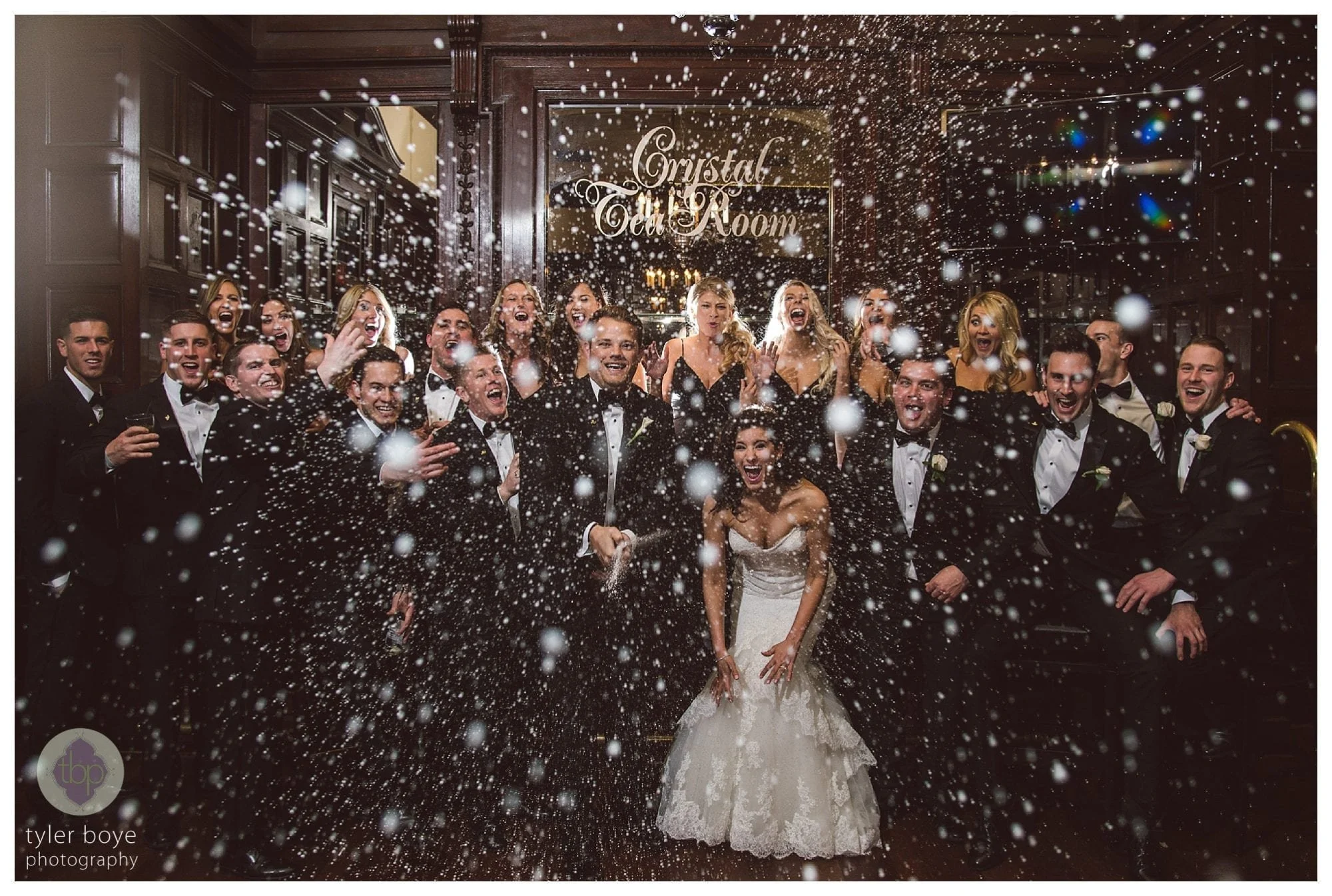 CrystalTeaRoom.GinaRyan.Wedding.tylerboye-66.jpg