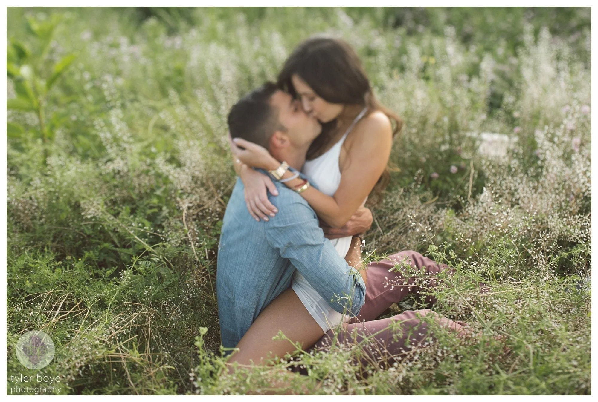 Chalfont.AshleyTodd.Engagement.tylerboye-03.jpg