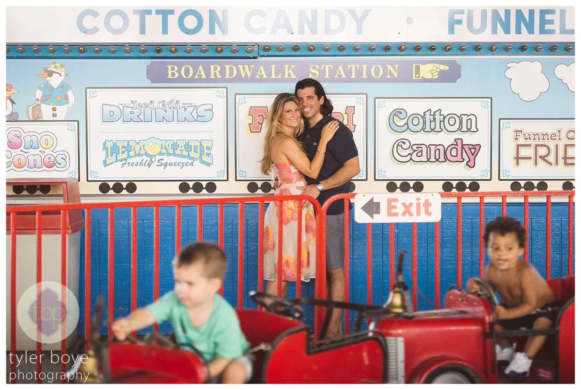 OceanCity.AlexisBrian.Engagement.tylerboye-05.jpg
