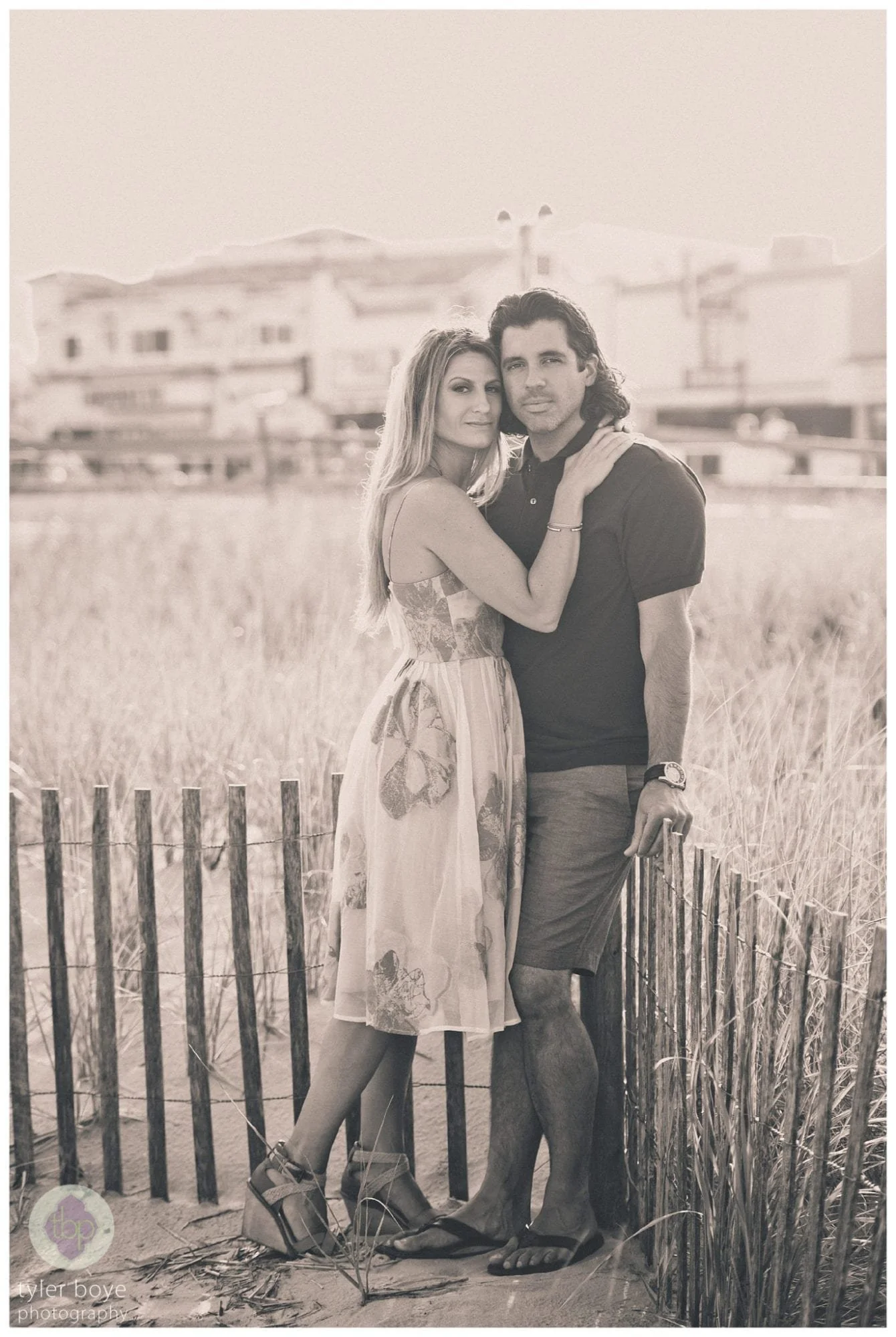 OceanCity.AlexisBrian.Engagement.tylerboye-08.jpg
