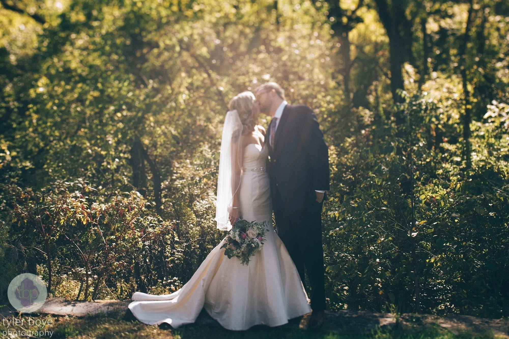 AudobonCenterMillGrove.CassieAlex.Wedding.tylerboye-21.jpg