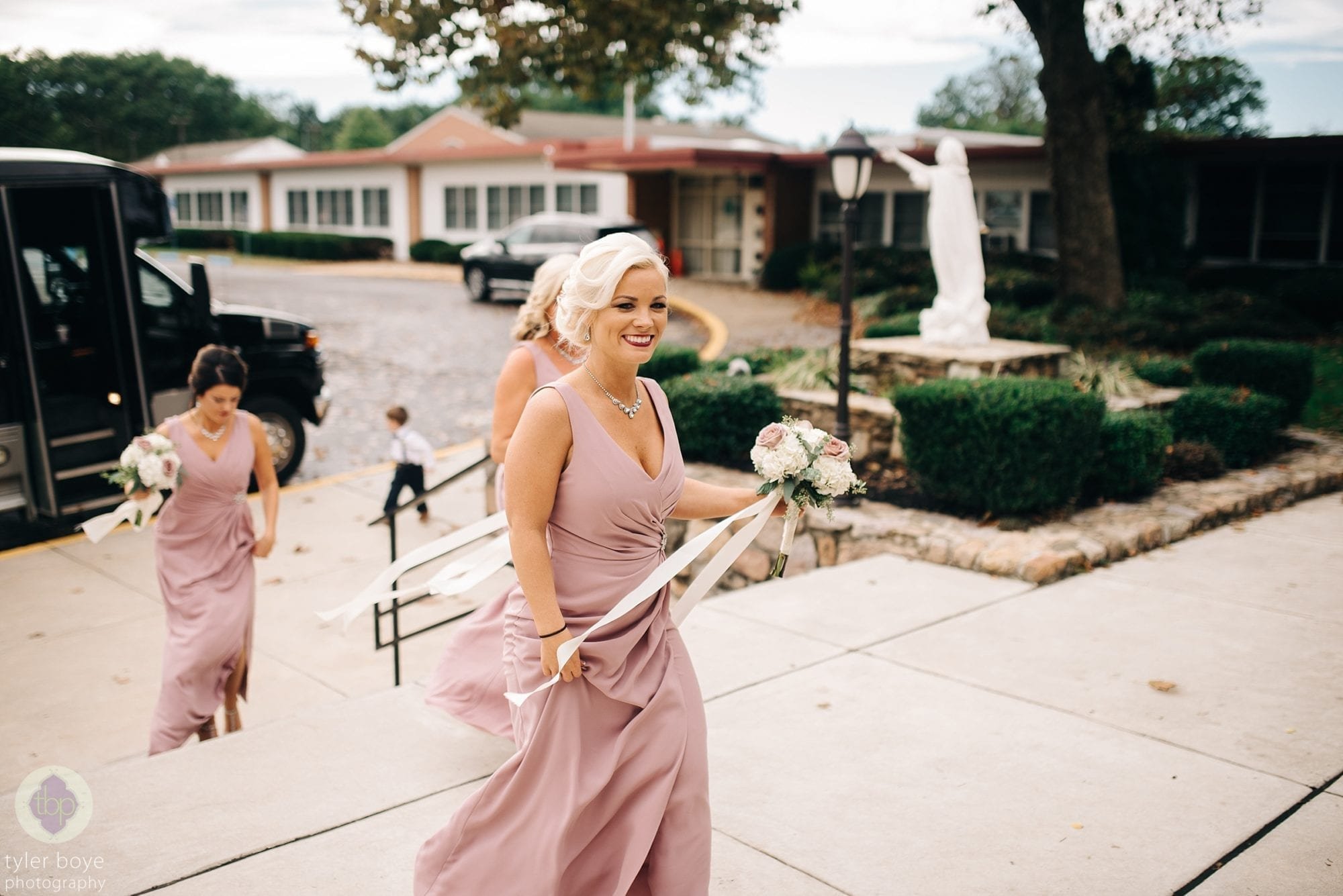 NormandyFarm.AmyRyan.Wedding.tylerboye-22.jpg